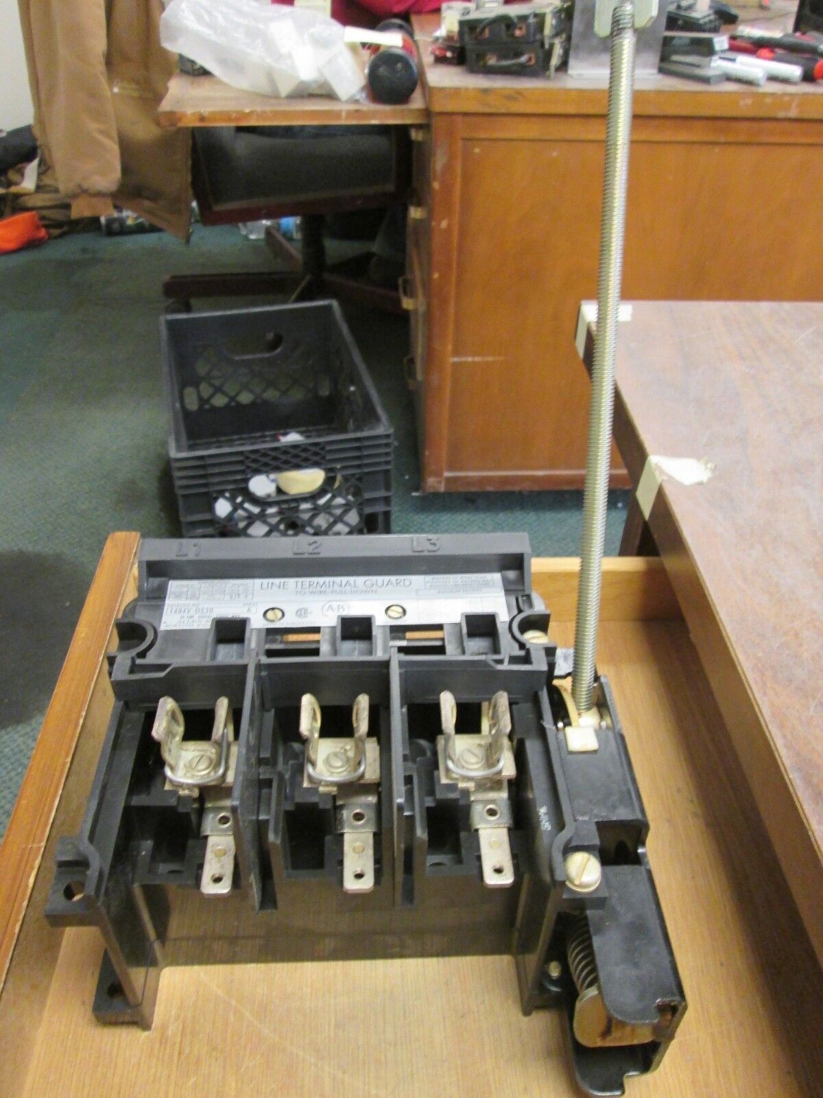 Allen-Bradley General Disconnect Switch Line Terminal Guard 1494V-DS30 30A 600V