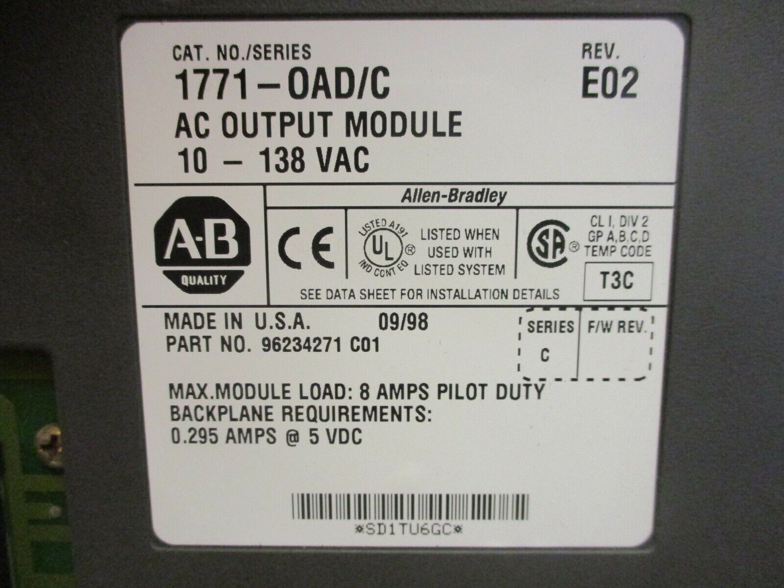 Allen-Bradley AC Output Module 1771-OAD/C 10-138VAC Ser. C Rev: E02 Used