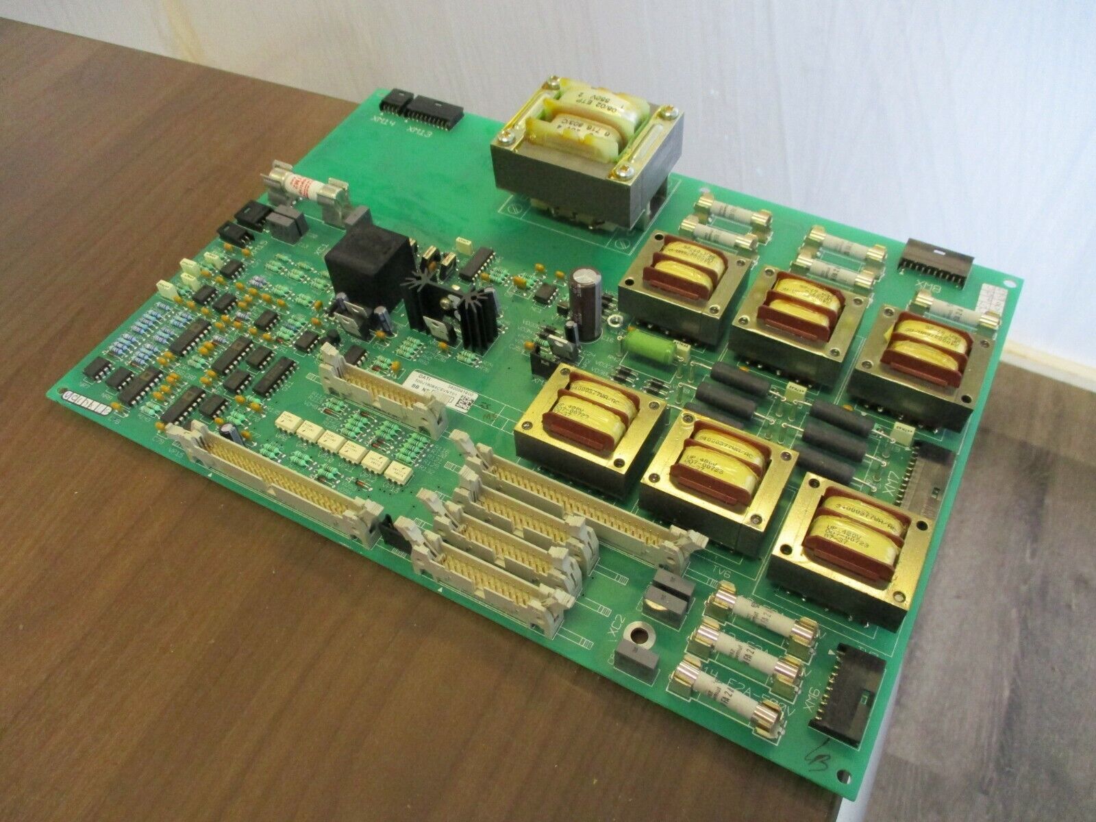 MGE DATI Controller Card 34000415XD-2BB Used