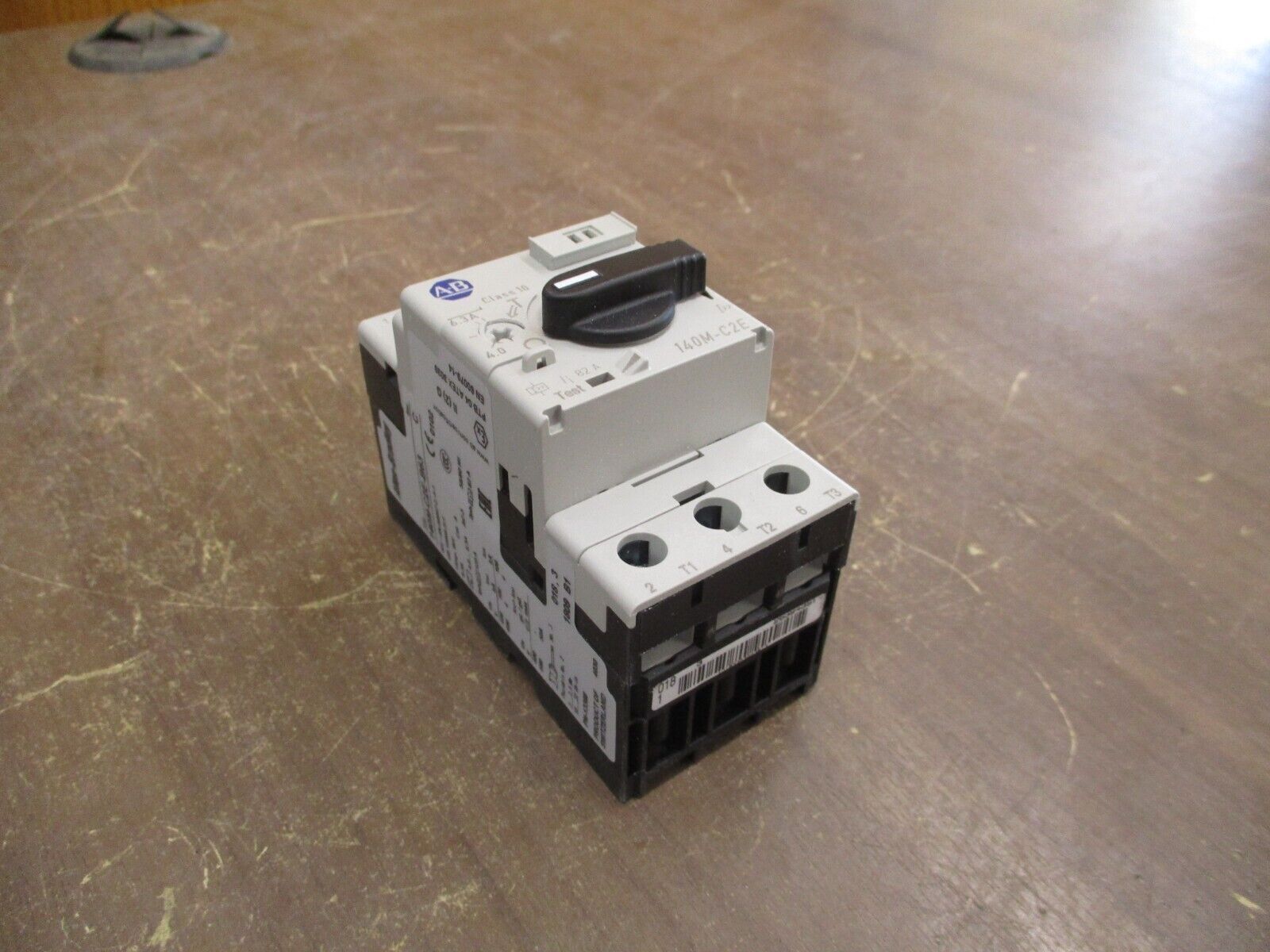 Allen-Bradley Manual Motor Protector 140M-C2E-B63 Ser. C Trip: 4.0-6.3A