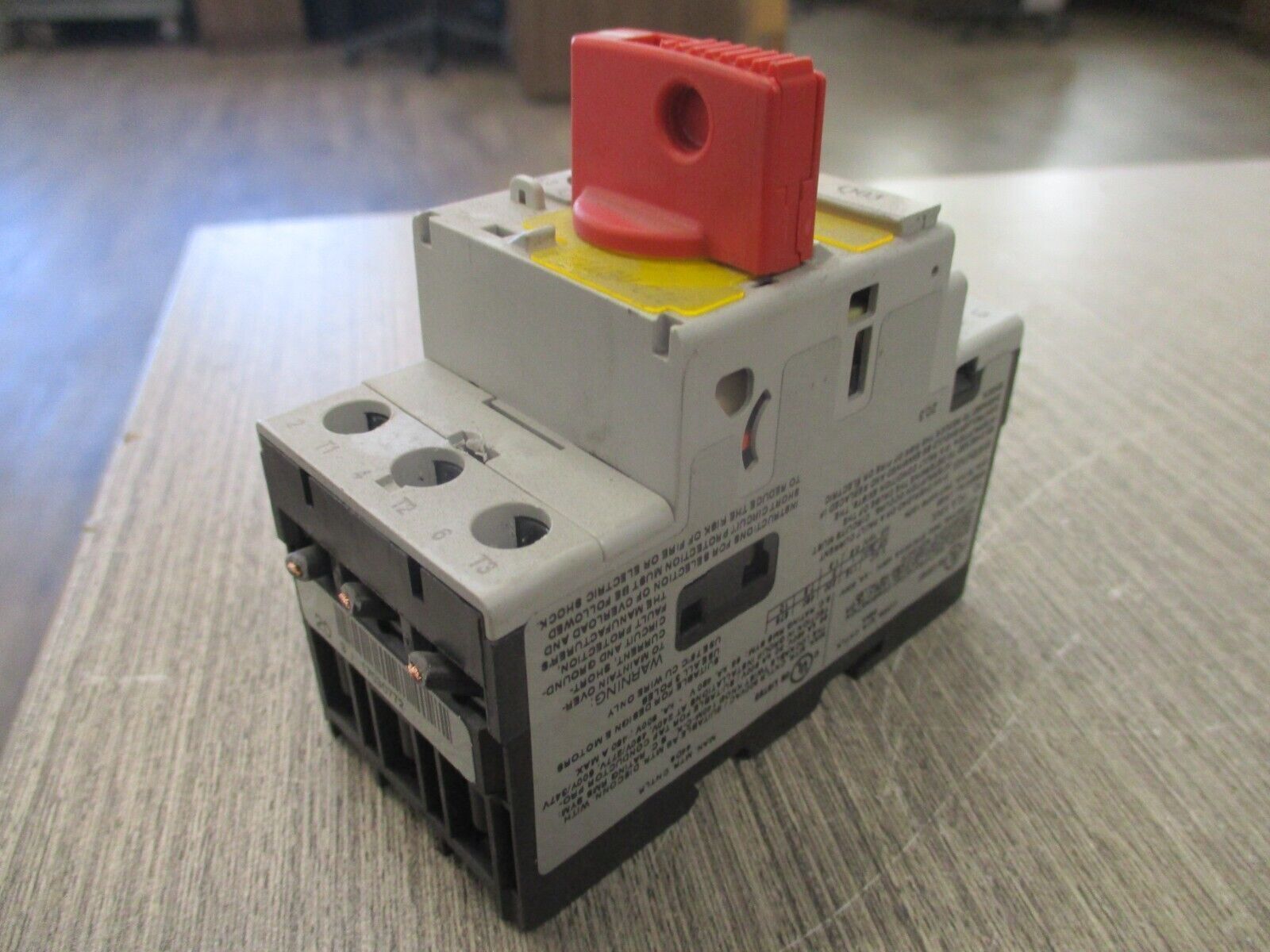 Allen-Bradley Manual Motor Protector 140M-C2E-C10 Trip : 6.3-10A Used