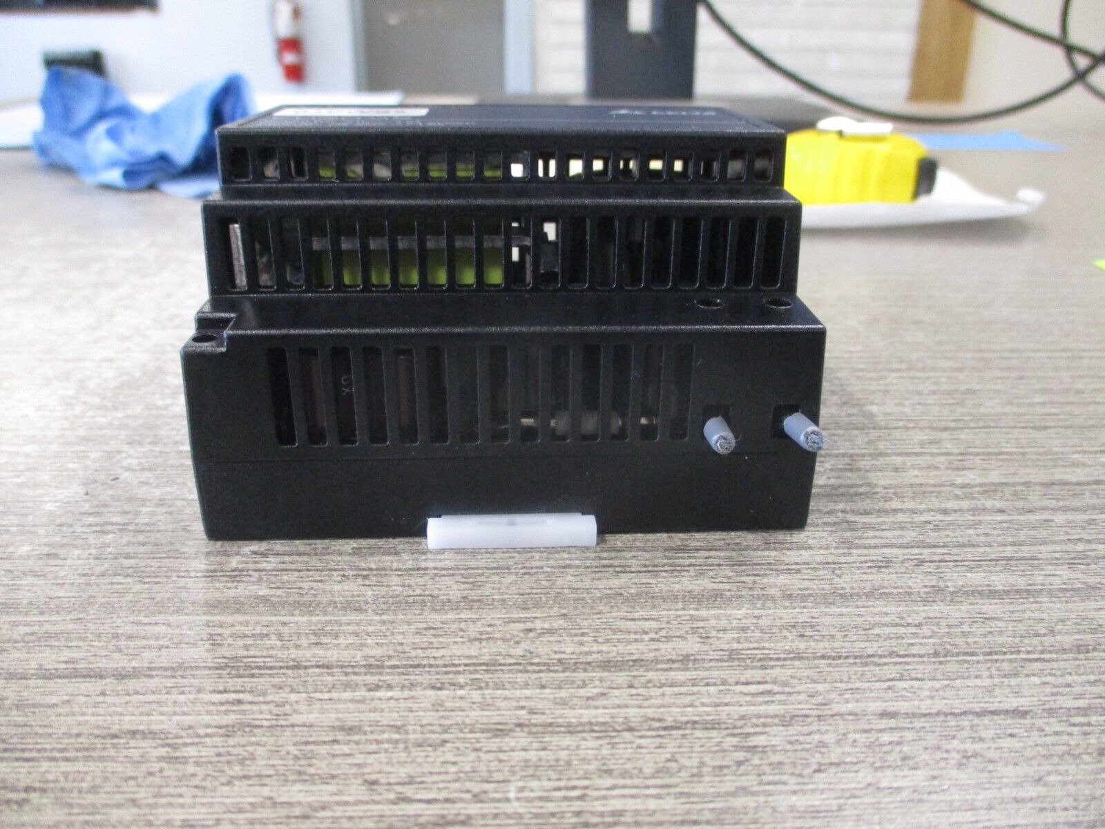 Delta Chrome Switching Power Supply DRC-24V100W1A Rev. 05