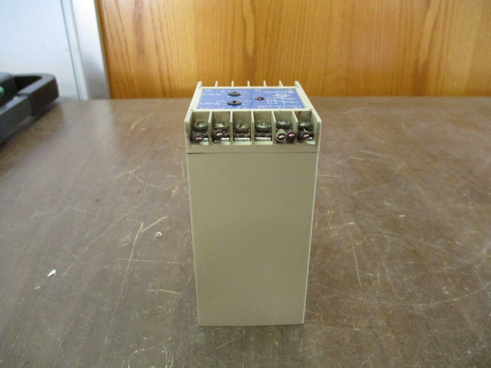 Crompton Protector Undervoltage Relay 252-PVUU 120V 60Hz Used