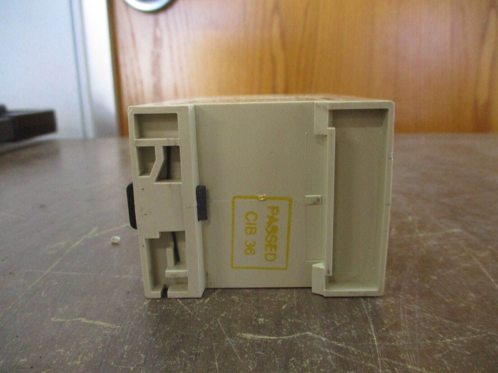 Crompton Protector Undervoltage Relay 252-PVUU 120V 60Hz Used