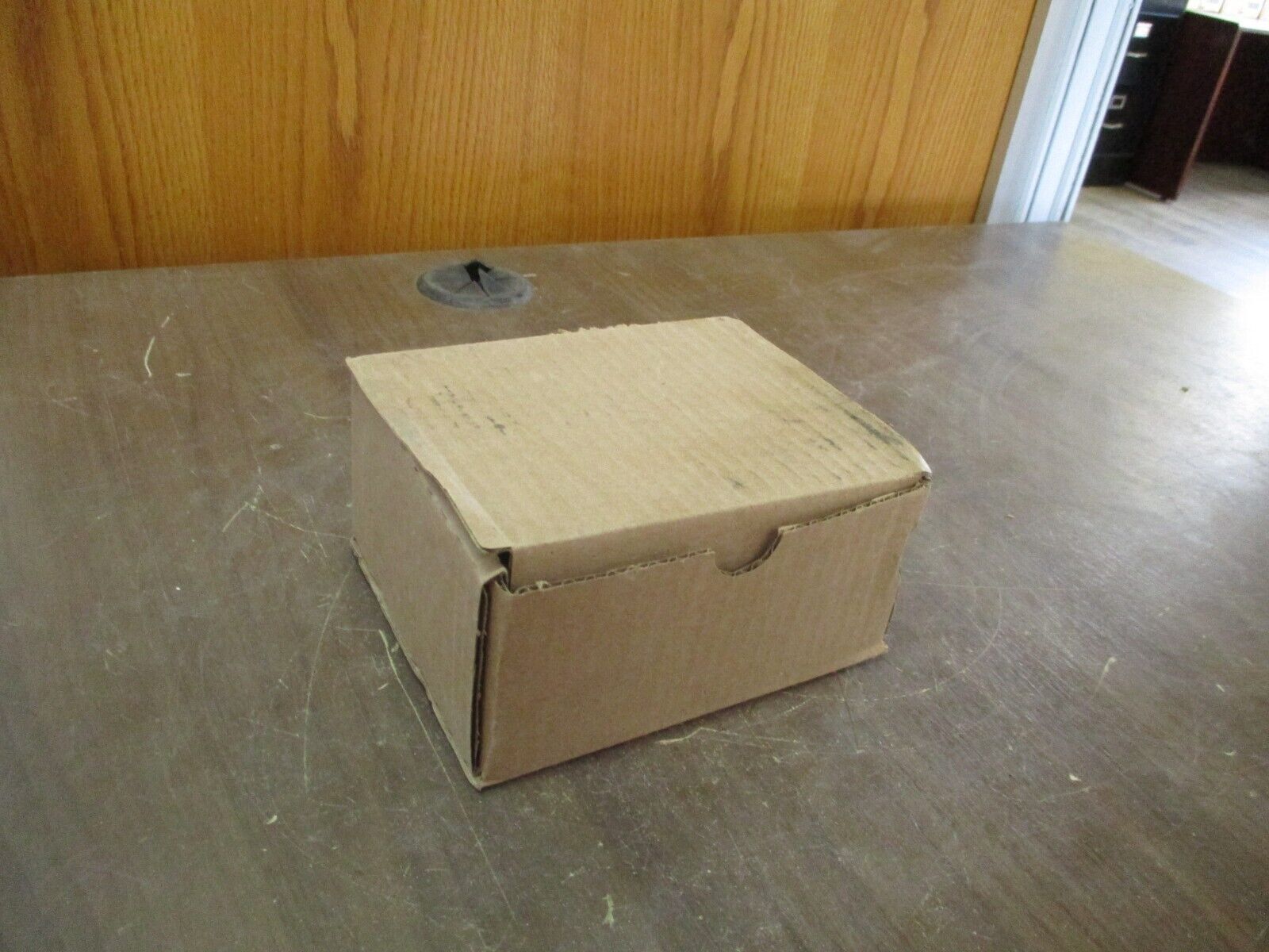 Eaton Conduit Hub Reducer RE21 Size: 3/4" - 1/2" *Box of 36* New Surplus