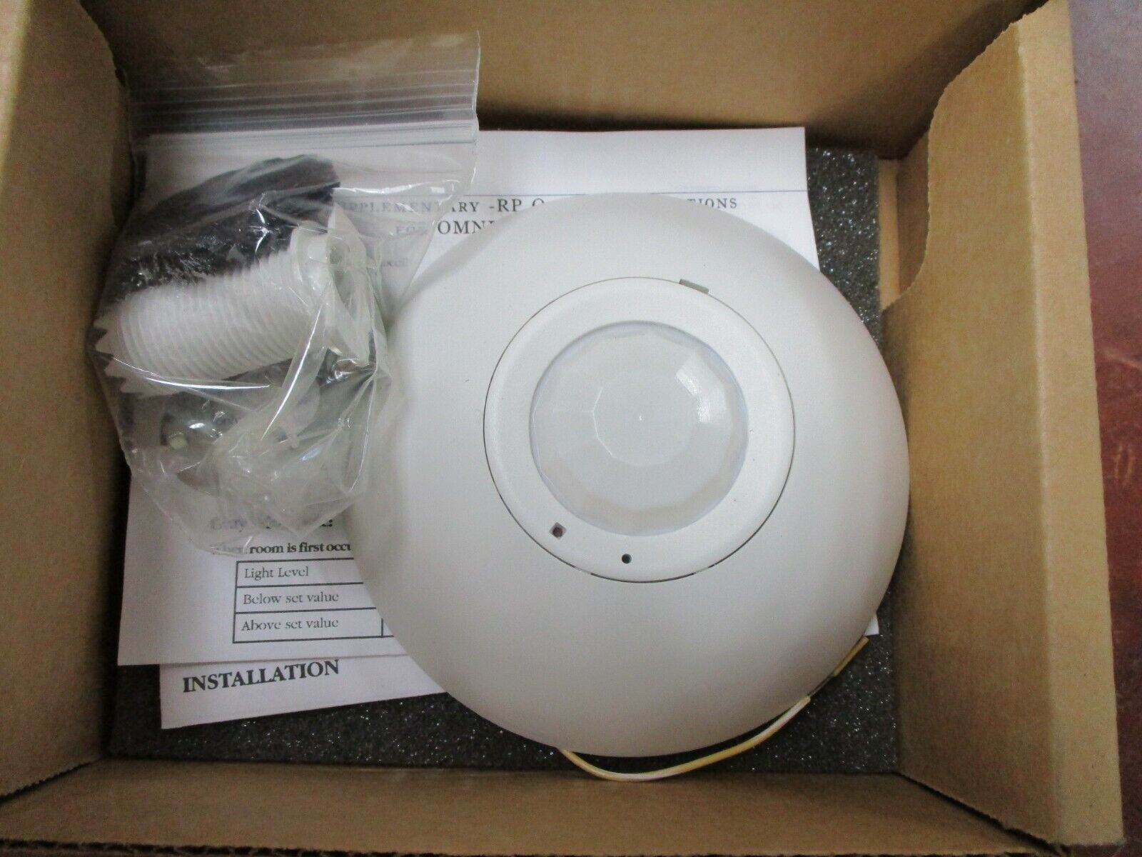 Hubbell PIR Sensor OMNIIRRP New Surplus
