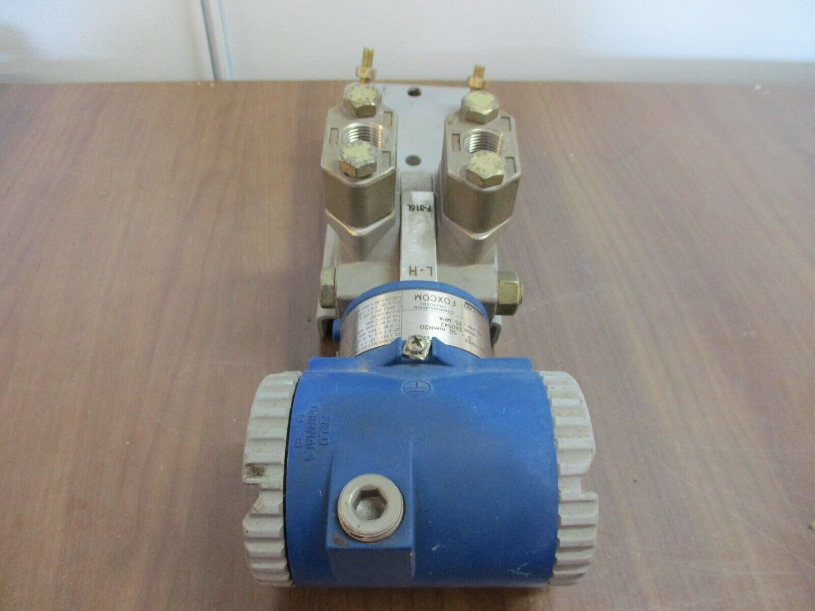 Foxboro, Pressure Transmitter, part#: IDP10- D22A21F-M1, supply: 12.5-42VDC,used