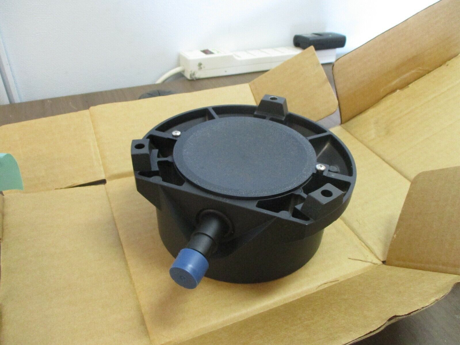Ashcroft Duragauge Pressure Gauge 60-1379-AS-04L-200# Size: 6" Range: 0-200PSI