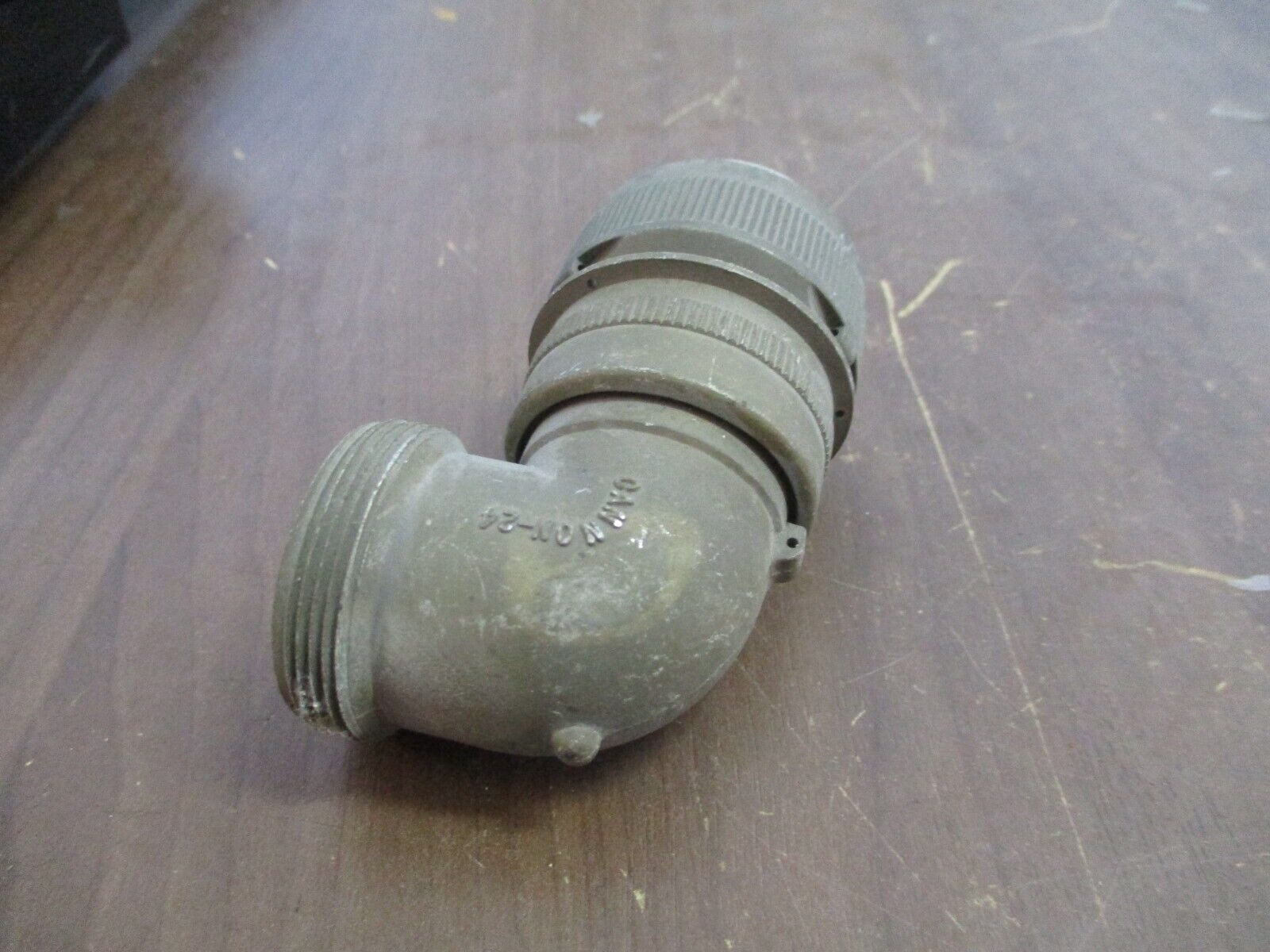 Cannon 24-6 Connector MS3108E24-6S 8-Pin Used