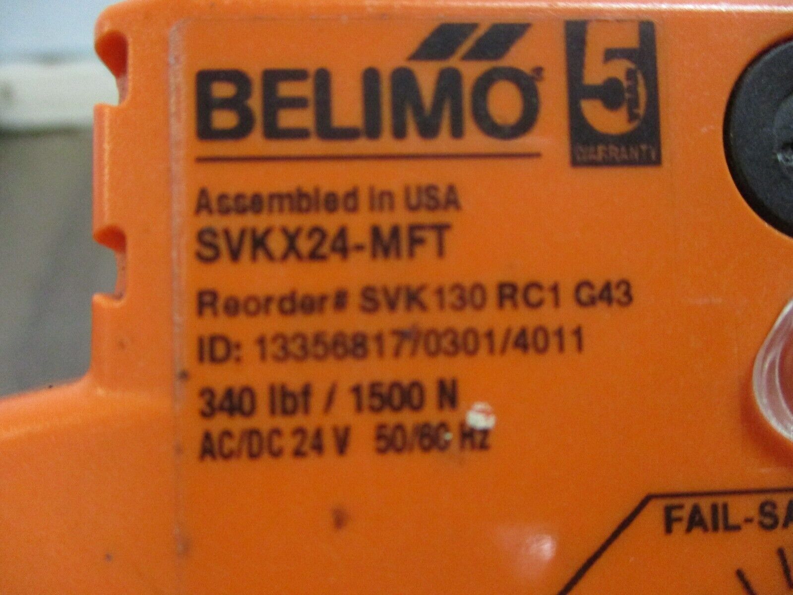 Belimo Valve Linkage SVKX24-MFT 340lbf/1500N 24V AC/DC Nema 2 Used
