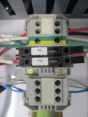 Allen-Bradley Enclosed Panelview 600 2711-K6C8 Ser. C FRN 4.46 Used