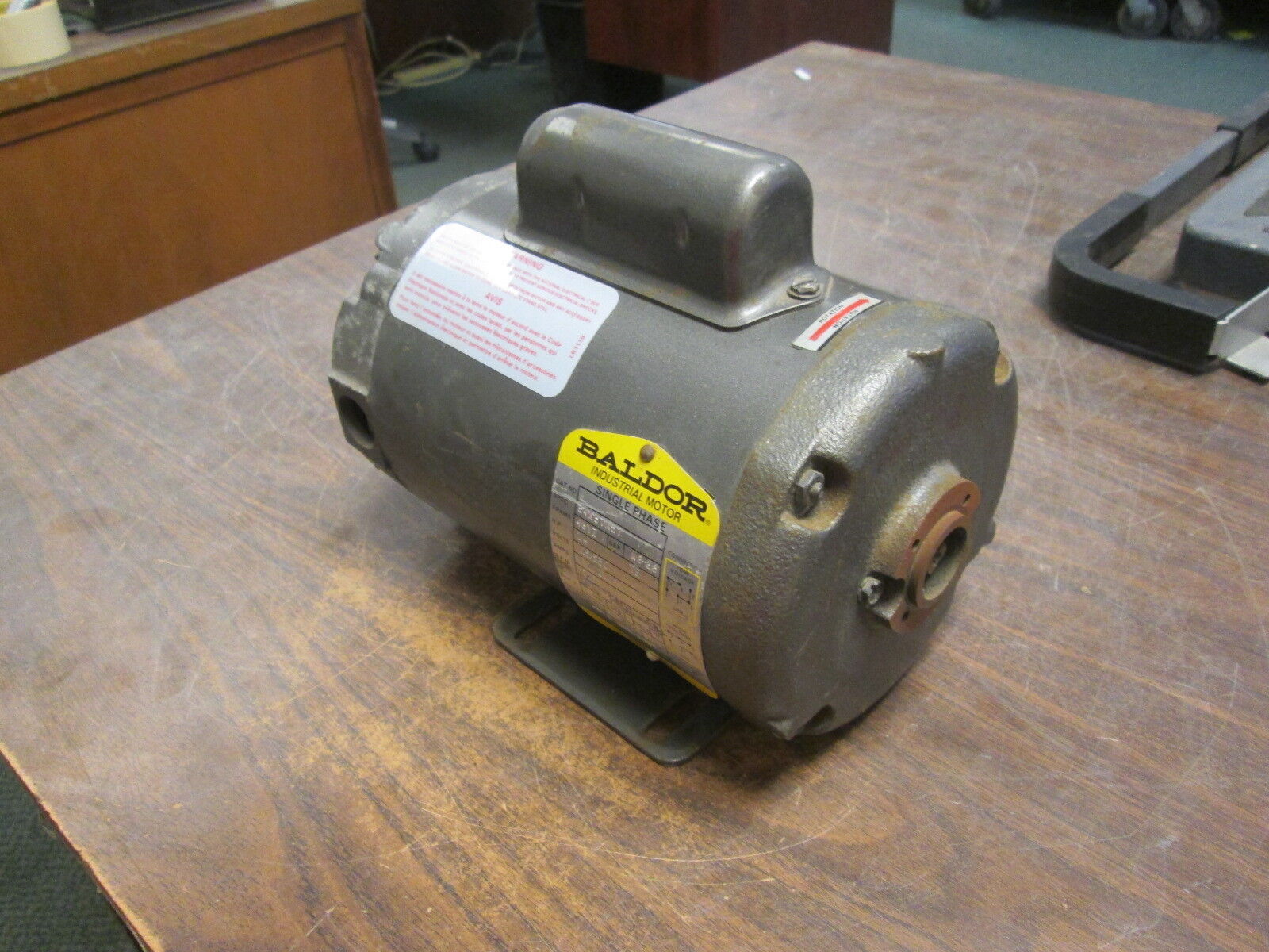 Baldor AC Motor FR: 48YZ 1/4HP 1800RPM 115/230V 4.0/2.0A 1Ph Used