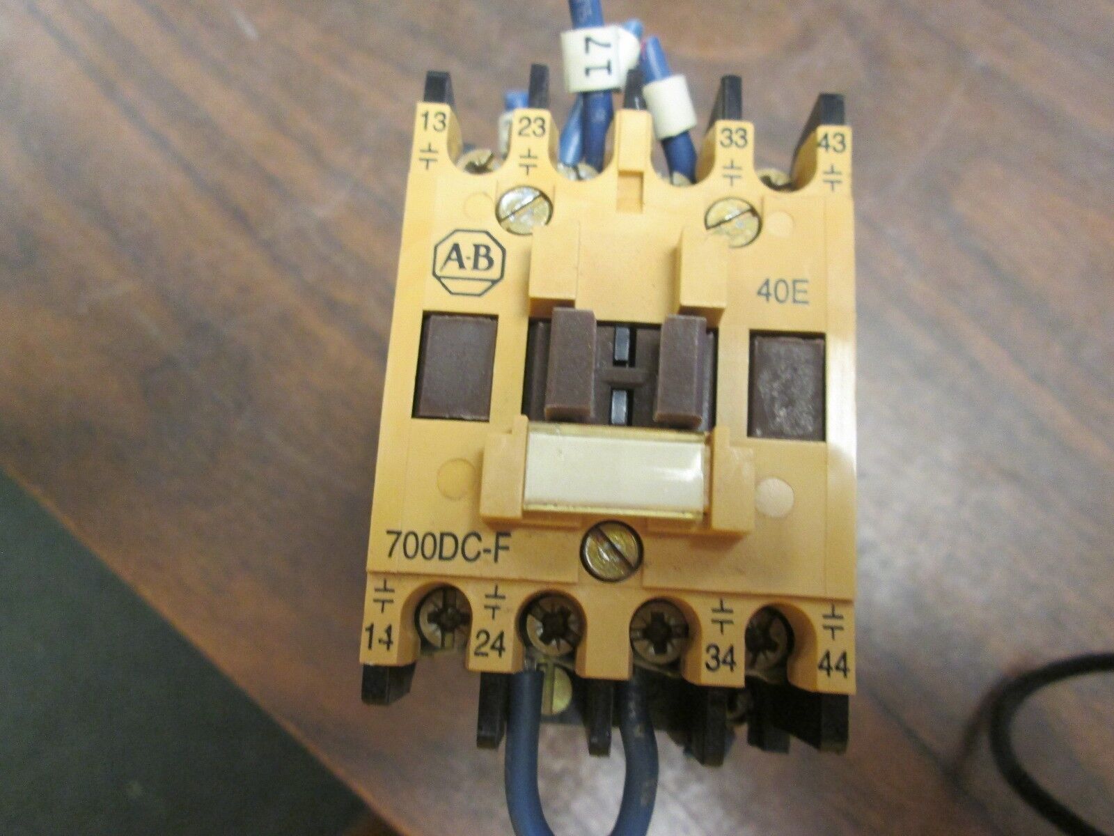 Allen-Bradley Contactor 700DC-F400* 115VDC Coil 10A Used
