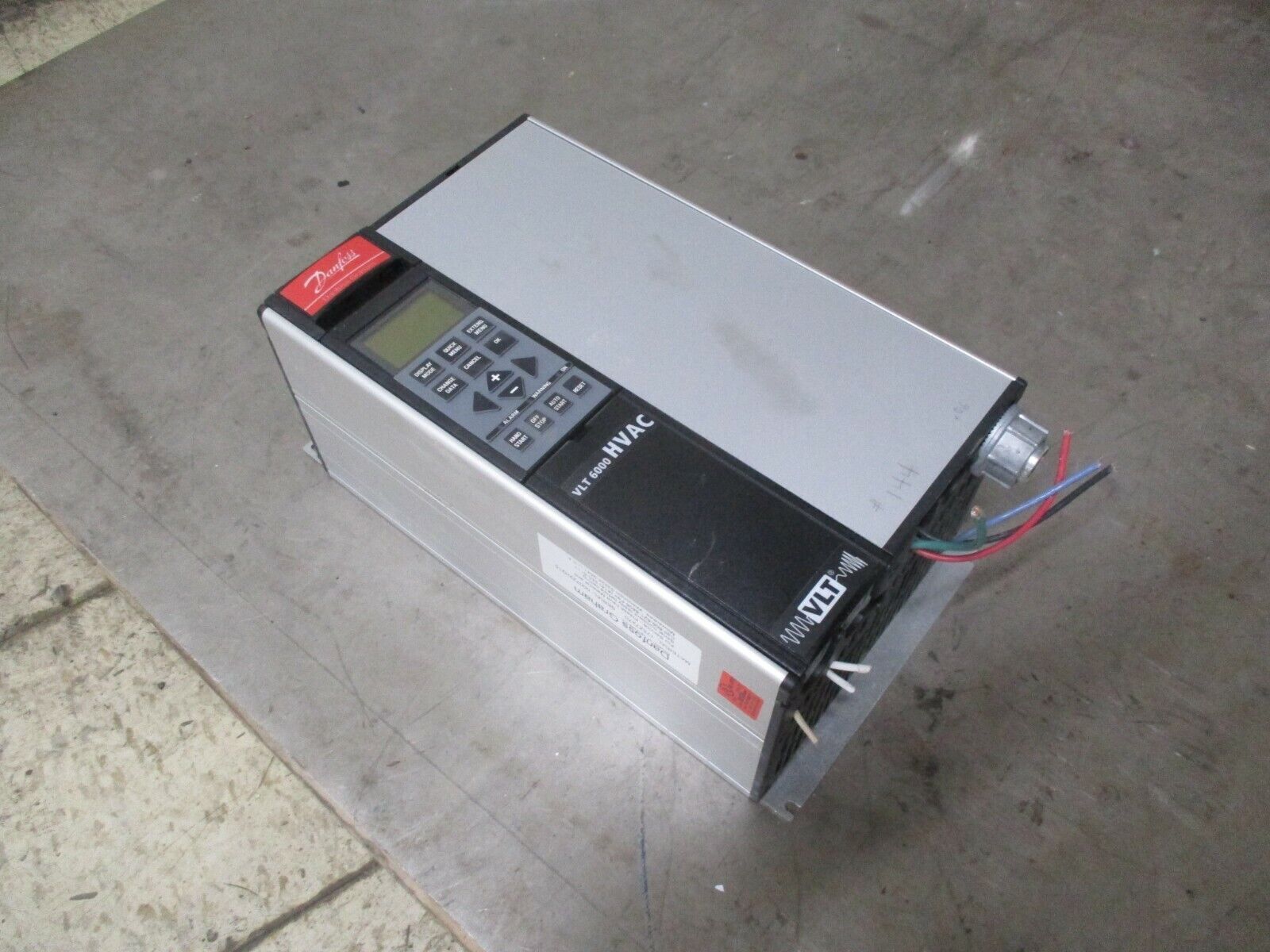 Danfoss VLT 6000 AC Drive 175Z7270 2HP 3Ph w/ Keypad Used