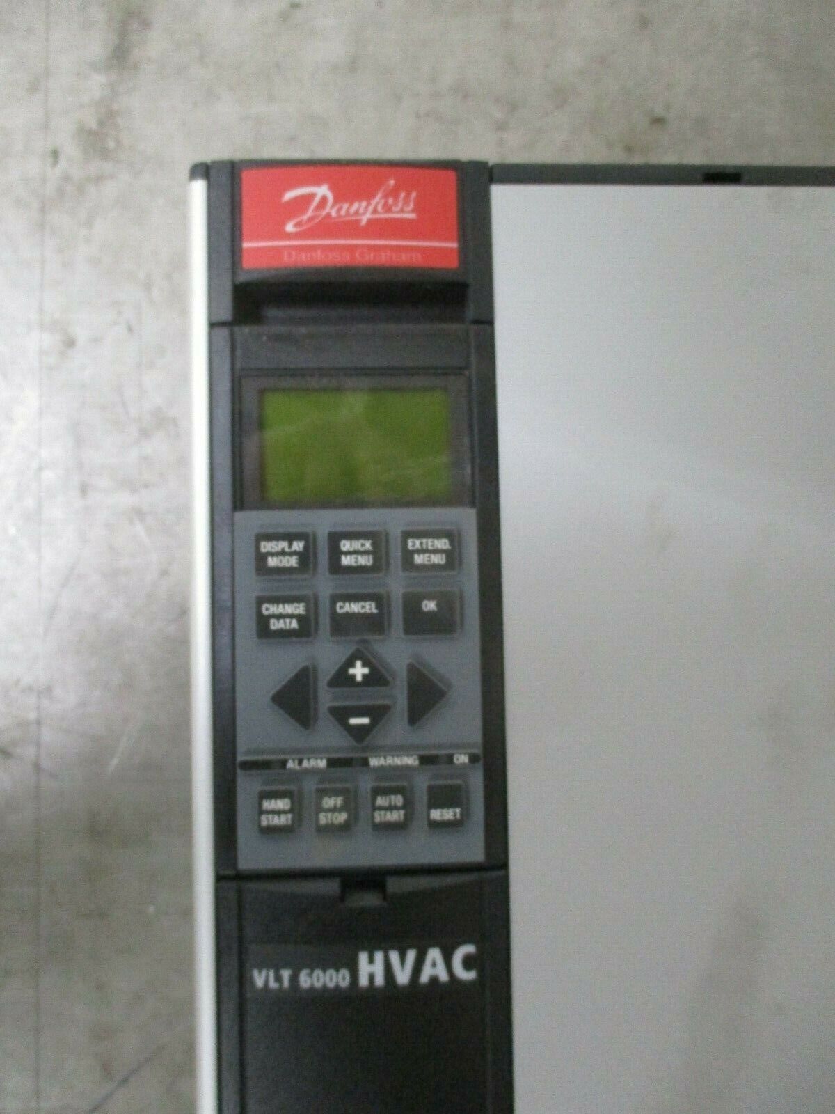 Danfoss VLT 6000 AC Drive 175Z7270 2HP 3Ph w/ Keypad Used
