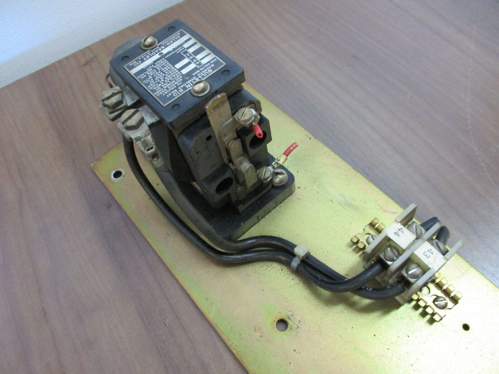 Allen-Bradley, Magnetic Overload Relay, Part #: X-112935 28A, Used