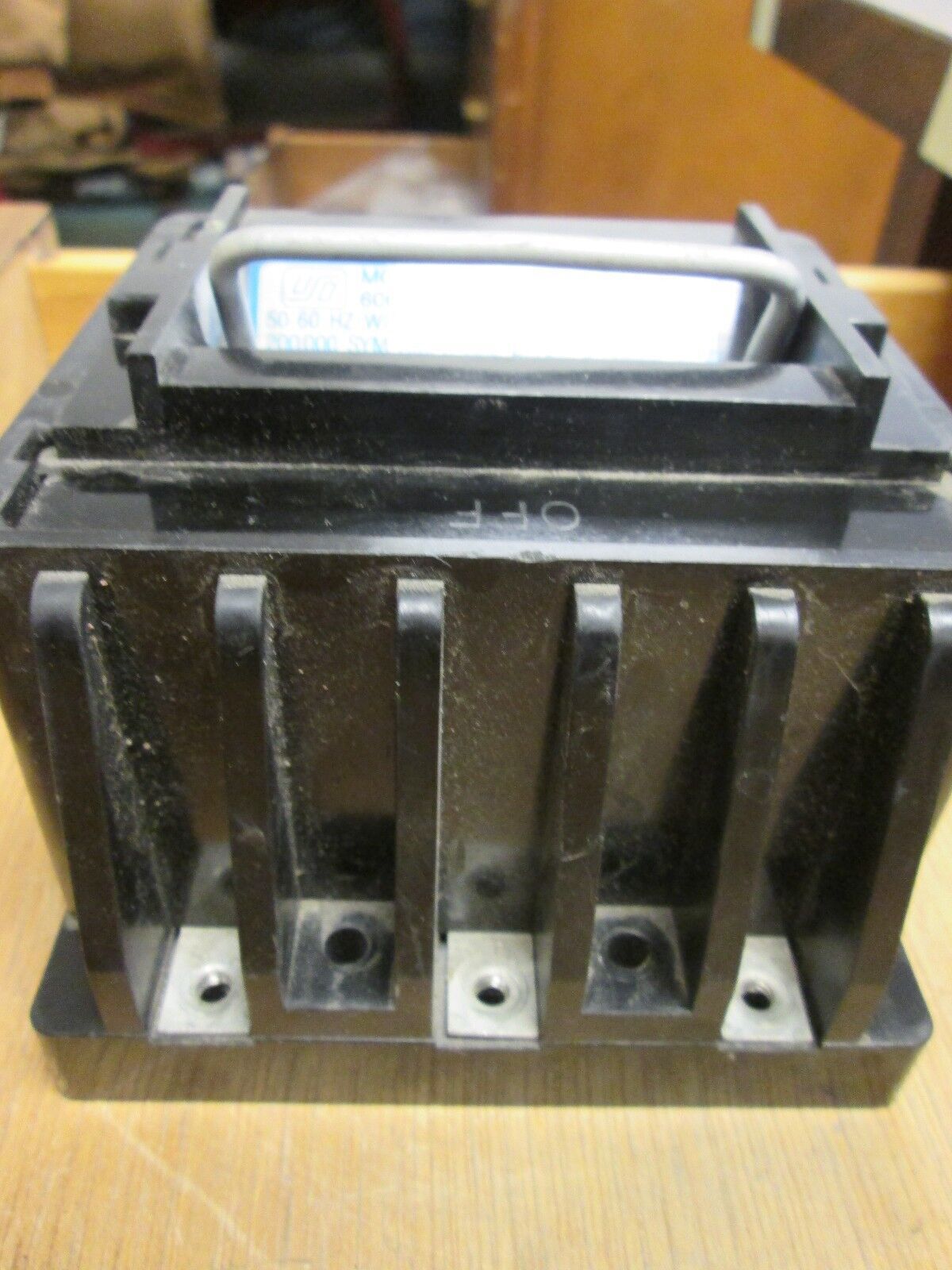 USD / Bussmann Fuse Pullout Block 15149 30A 600V 3P Used