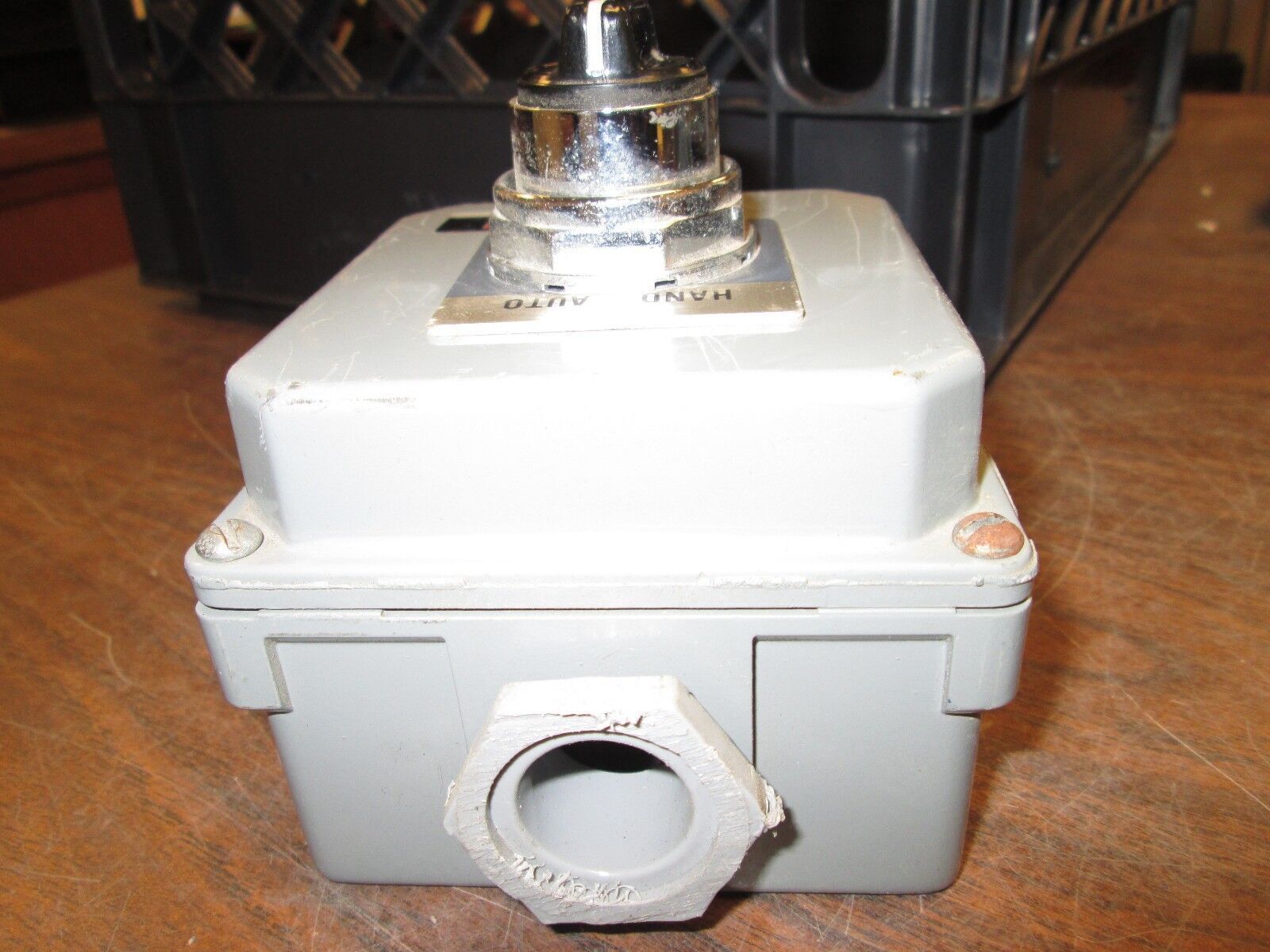 Cutler-Hammer Enclosure w/ Selector Switch 10250T E34 Used