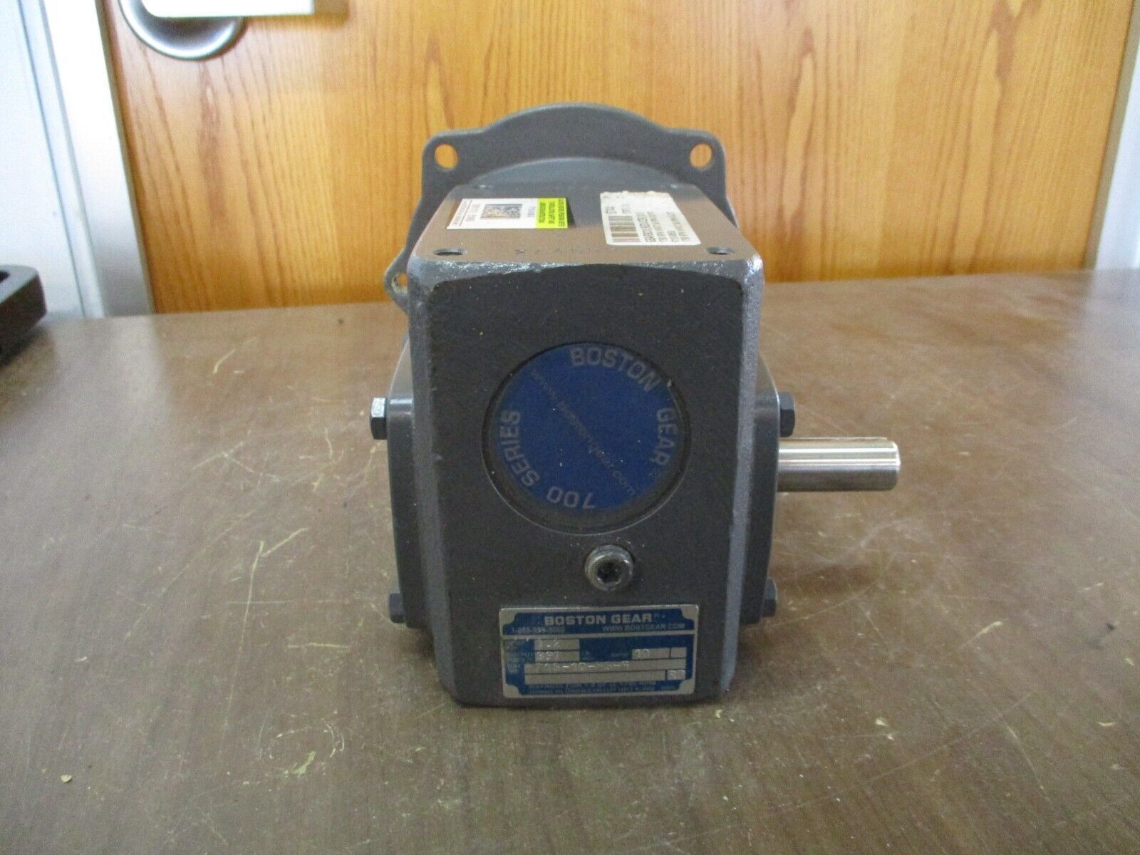 Boston Gear Reducer F715-10-B5-6 1.2HP Ratio 10:1 397 LB-In Torque Out