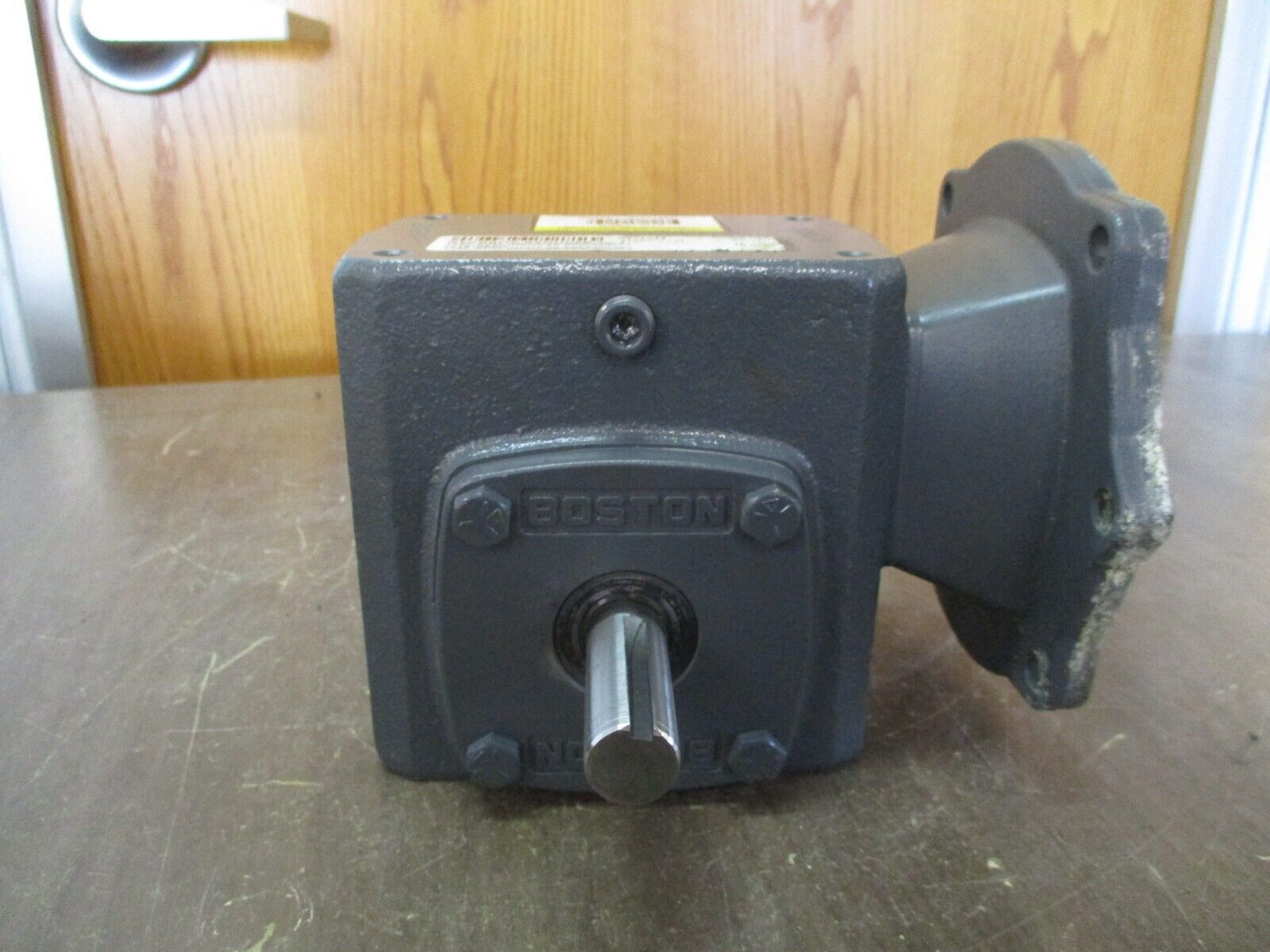 Boston Gear Reducer F715-10-B5-6 1.2HP Ratio 10:1 397 LB-In Torque Out