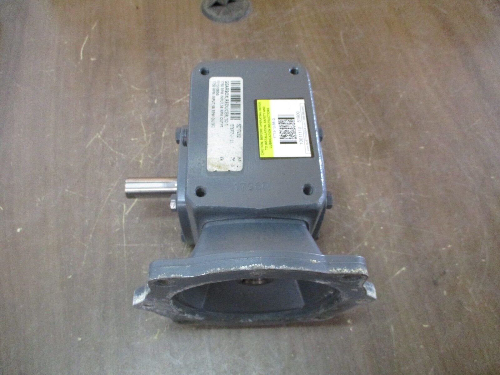 Boston Gear Reducer F715-10-B5-6 1.2HP Ratio 10:1 397 LB-In Torque Out