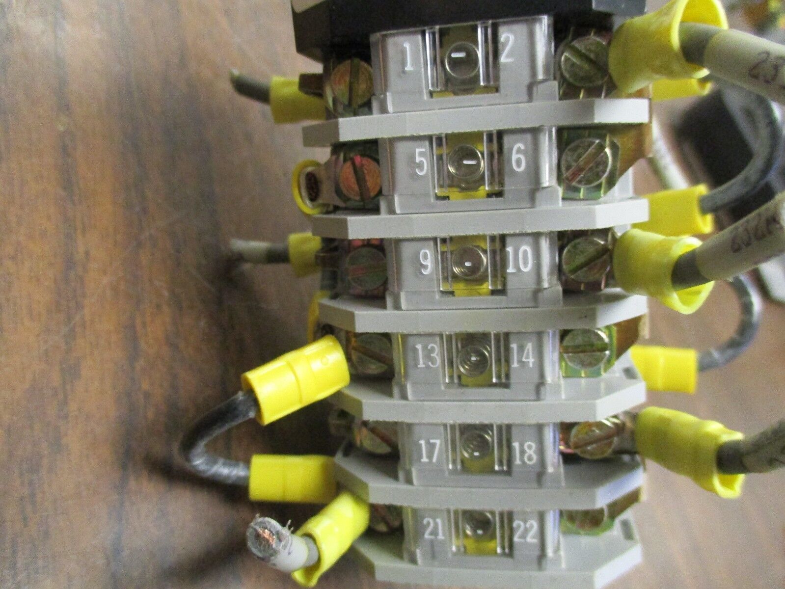 Electroswitch Series 20 Rotary Switch 20KC-12 20A 600V Used