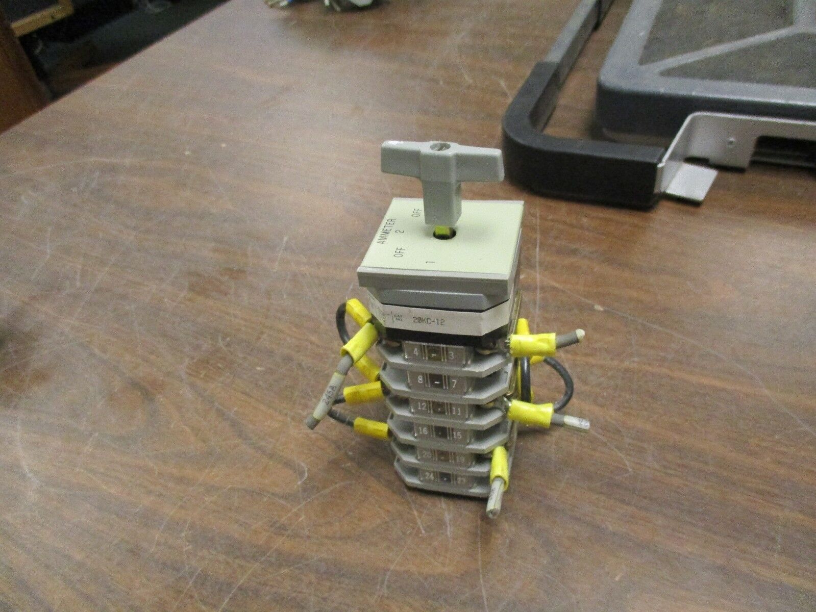 Electroswitch Series 20 Rotary Switch 20KC-12 20A 600V Used