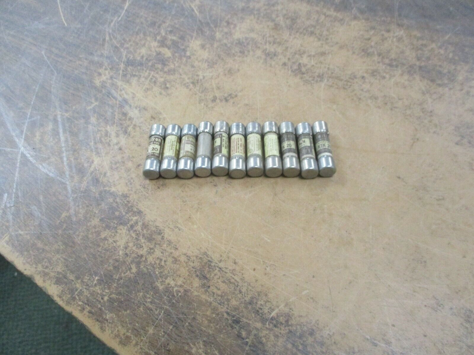 Bussmann Limitron Fuse KTK-20 20A 600V *Lot of 11* Used