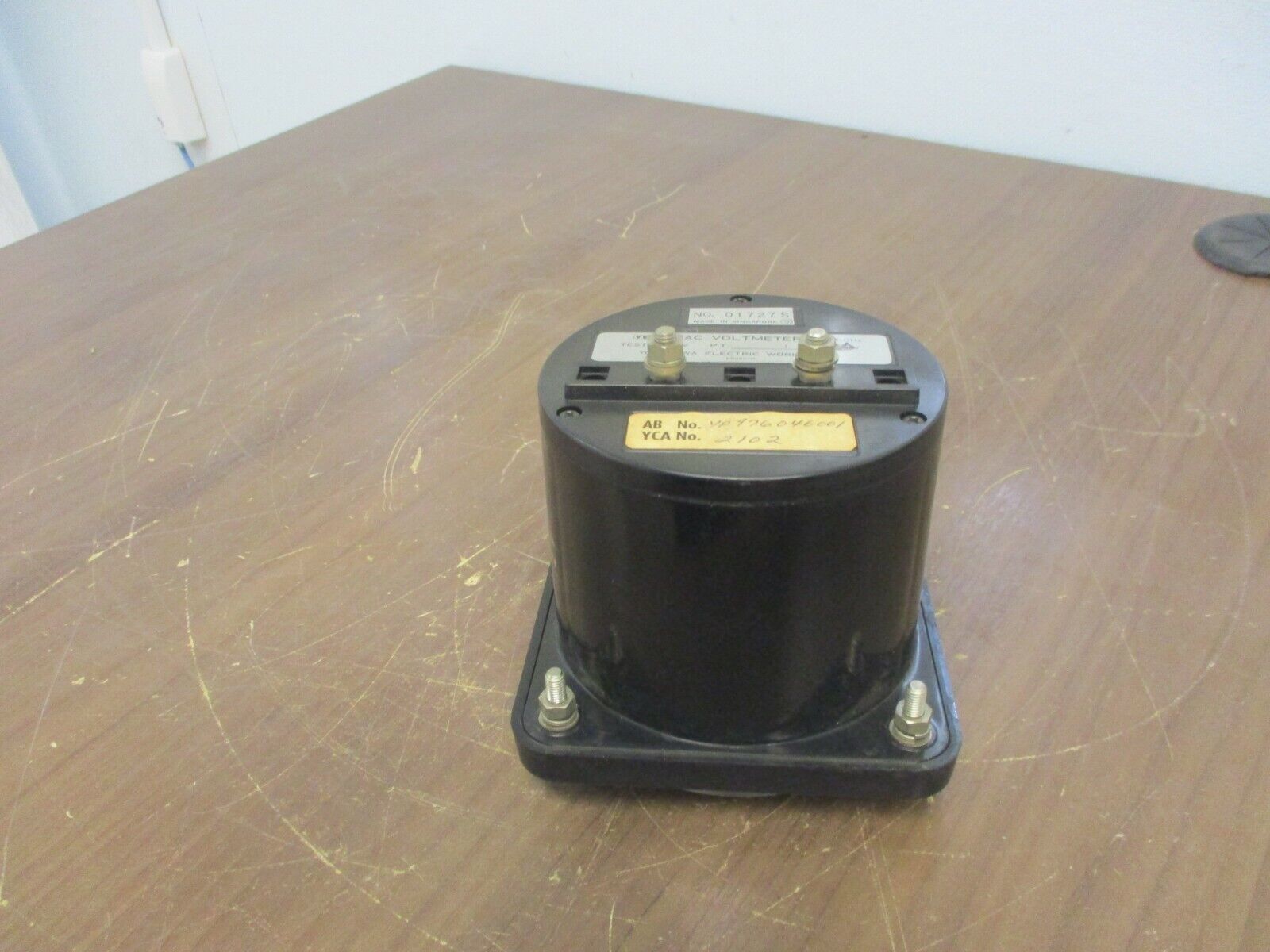 Allen-Bradley AC Voltmeter YP976046001 Range: 0-300V Used