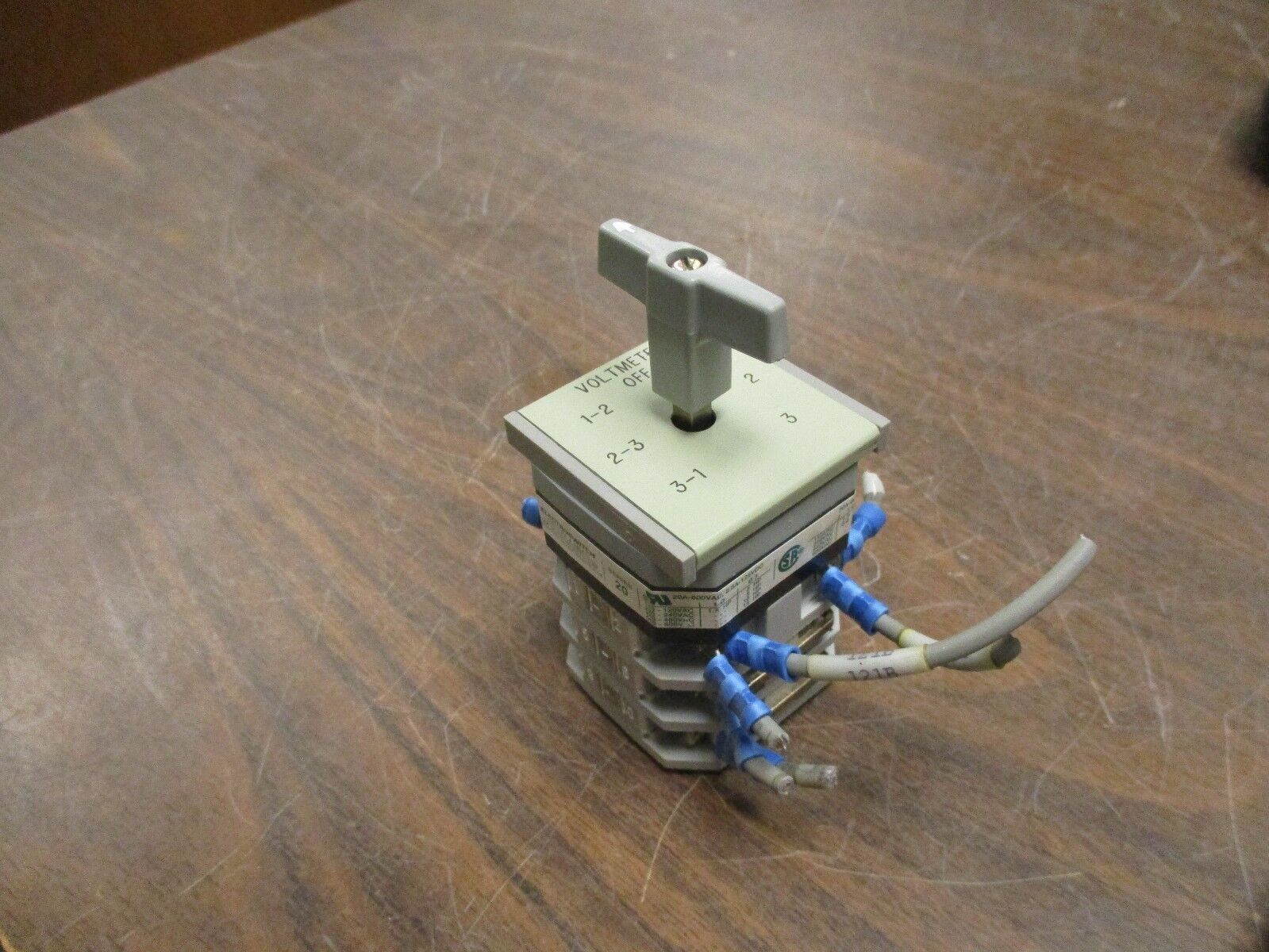 Electroswitch Series 20 Rotary Switch 20KC-05 20A 600V Used