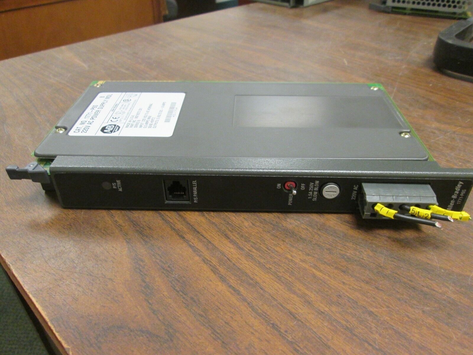 Allen-Bradley 220V AC Power Supply Module 1771-P6S 220V Input Series B Used