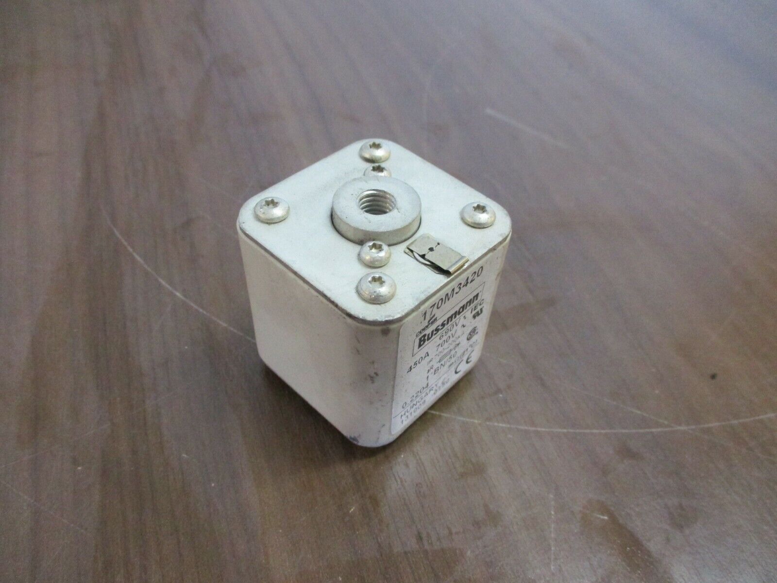 Bussmann Fuse 170M3420 450A 700V Used