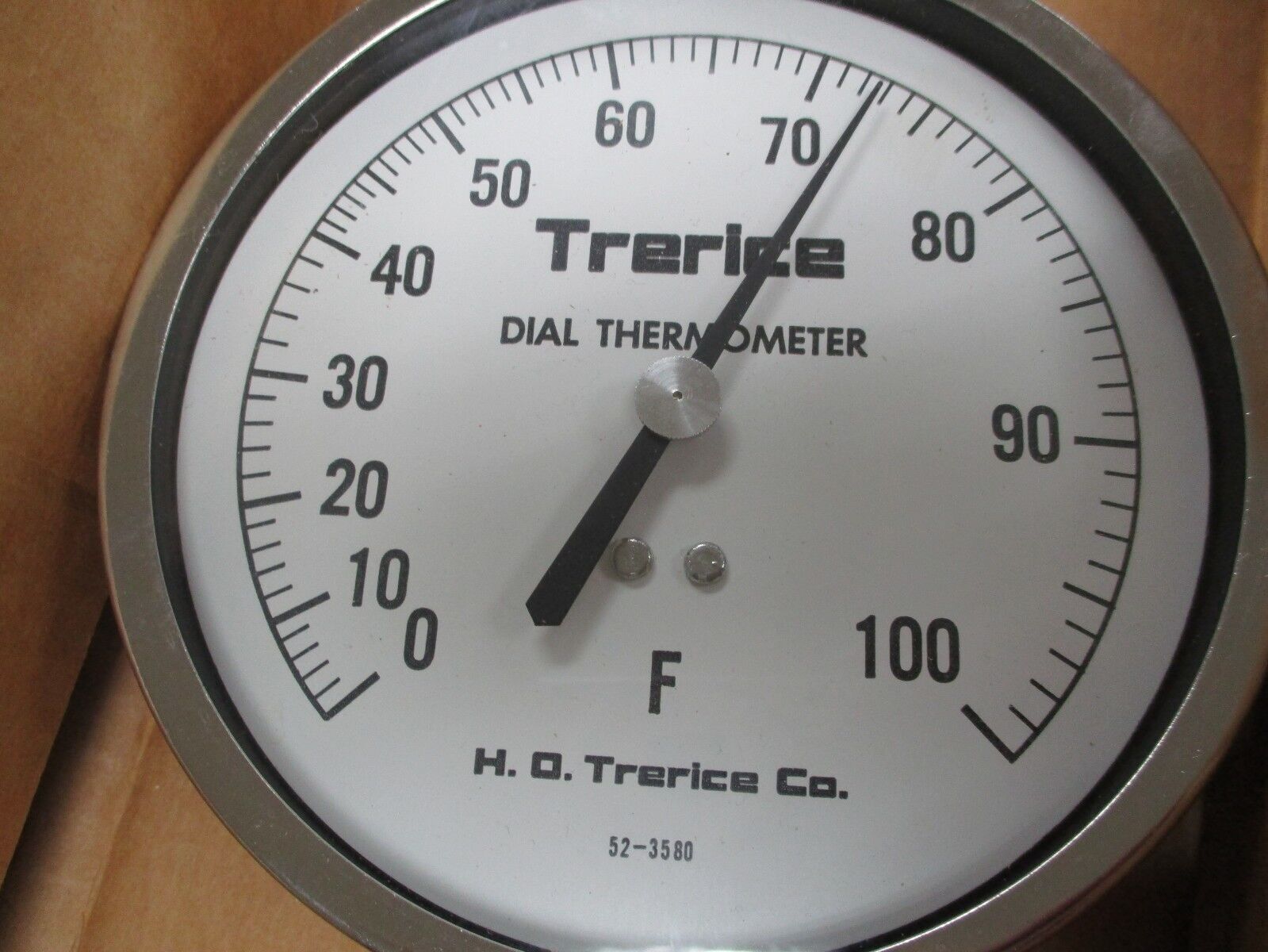 Treice Model V80445 Dial Thermometer B09070502000080 Range: 0-100°F New Surplus