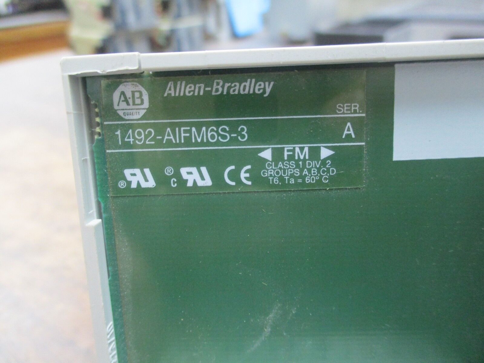 Allen-Bradley Analog Terminal Module 1492-AIFM6S-3 Ser. A Used