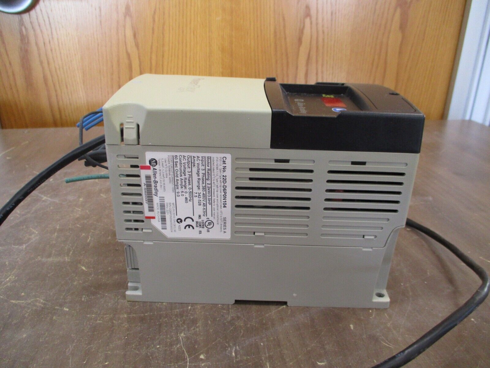 Allen-Bradley PowerFlex 40P AC Drive 22D-D6P0N104 3HP 3Ph w/ Keypad Used