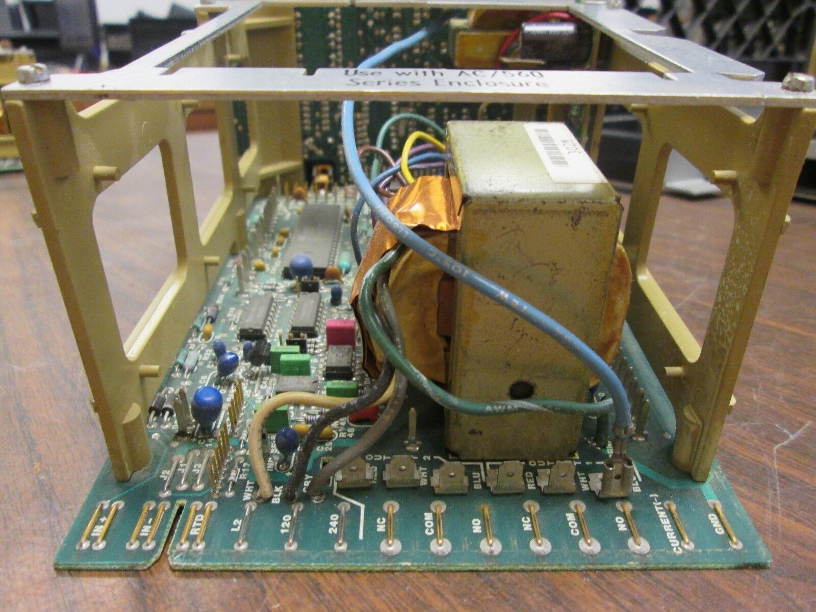 Barber-Colman Temperature Controller 5653-02015-320-0-00 Range:0-600°F Used