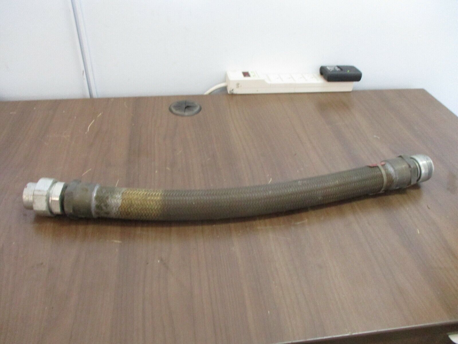 Cooper / Crouse-Hinds Explosion Proof Flexible Conduit ECLK318 Size: 1" Used