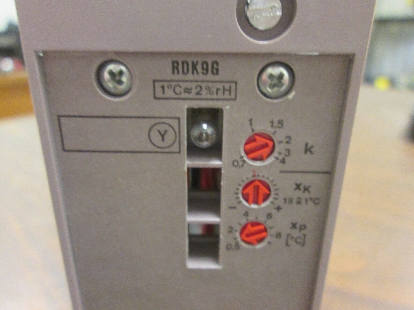 Staefa Control System Control Board RDK9G 24V 50/60Hz Used