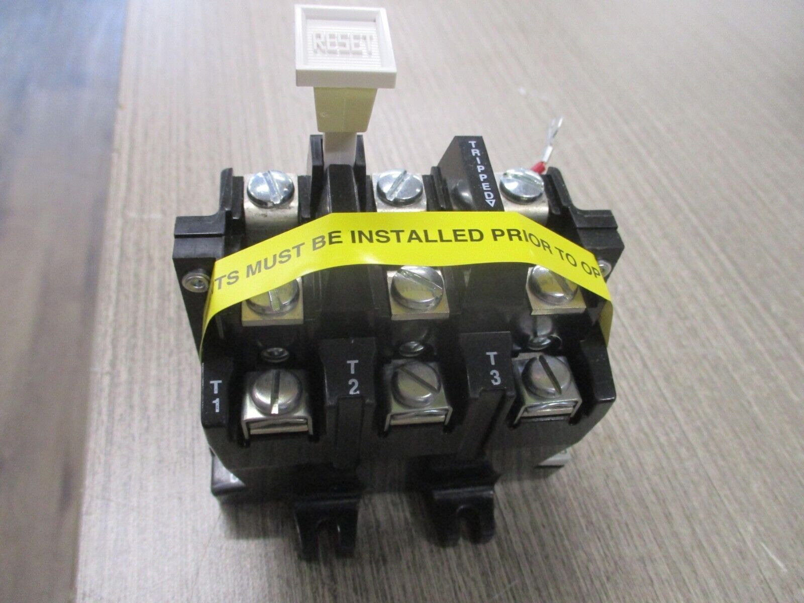 Allen-Bradley Size 0 Starter 509-A0D Ser. 1 120V Coil New Surplus