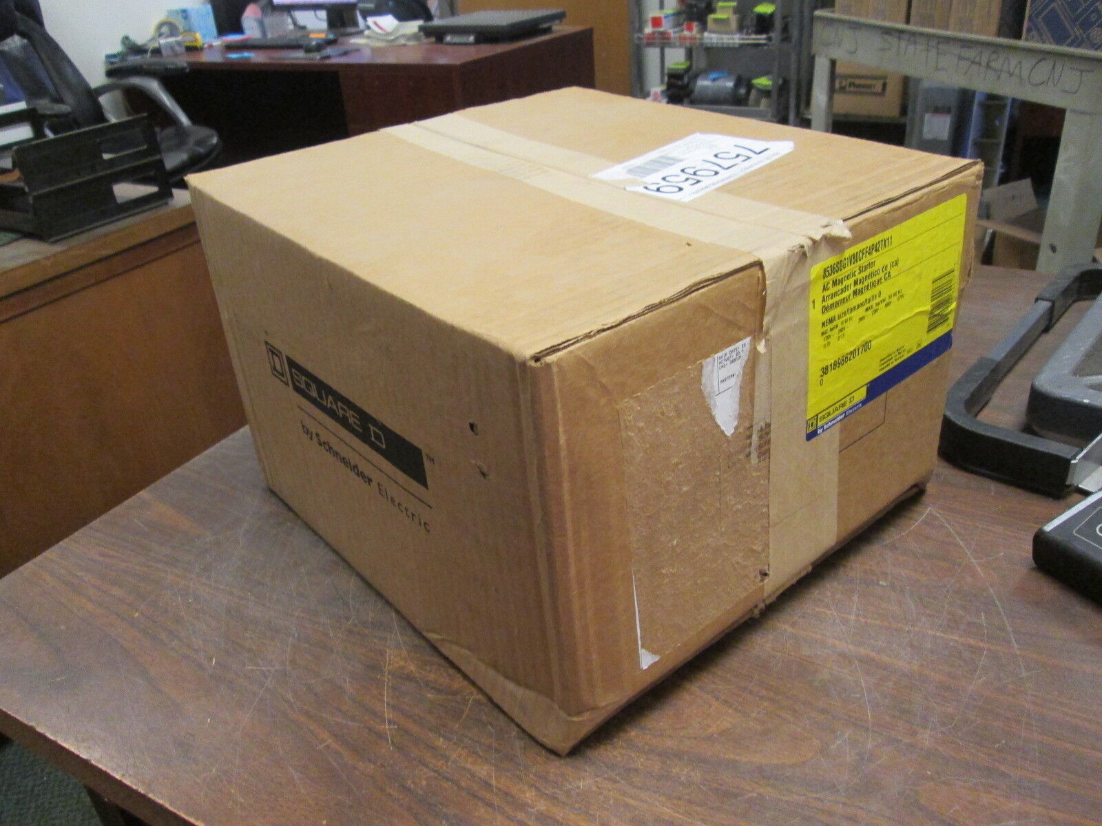 Square D Starter 8536SBG1V80CFF4P42TX11 Size 0 New Surplus