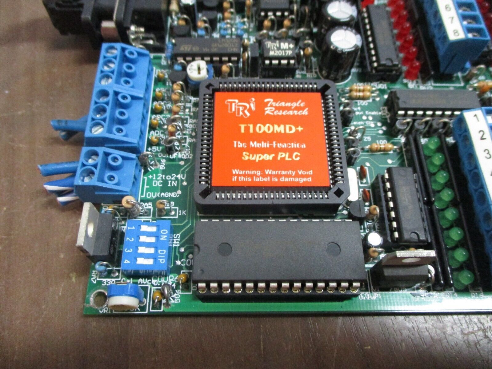 TRi Programmable Controller T100MD1616+ Rev. D-1(r13) Used