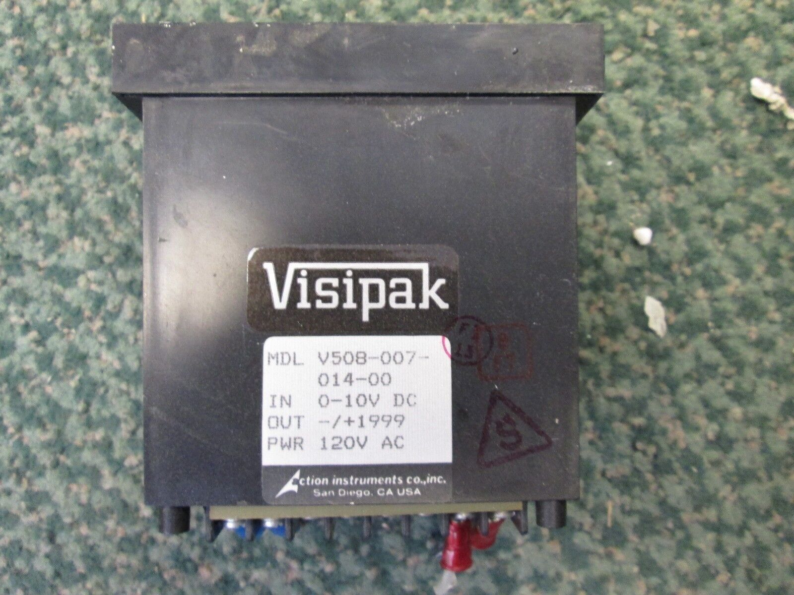 Action Instruments Visipak V508-007-014-00 0-10VDC -/+1999 120VAC Used