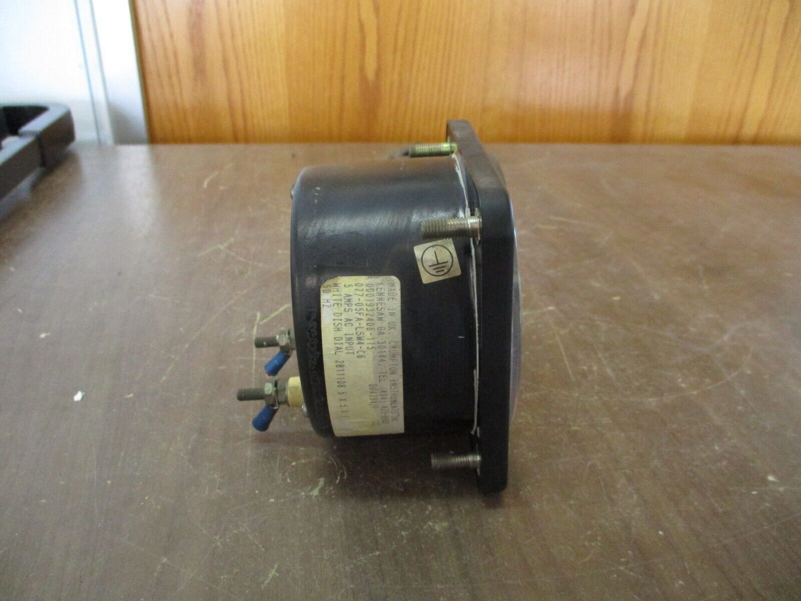 Crompton AC Ammeter 077-05FA-LSW4-C6 Range: 0-3000A Used