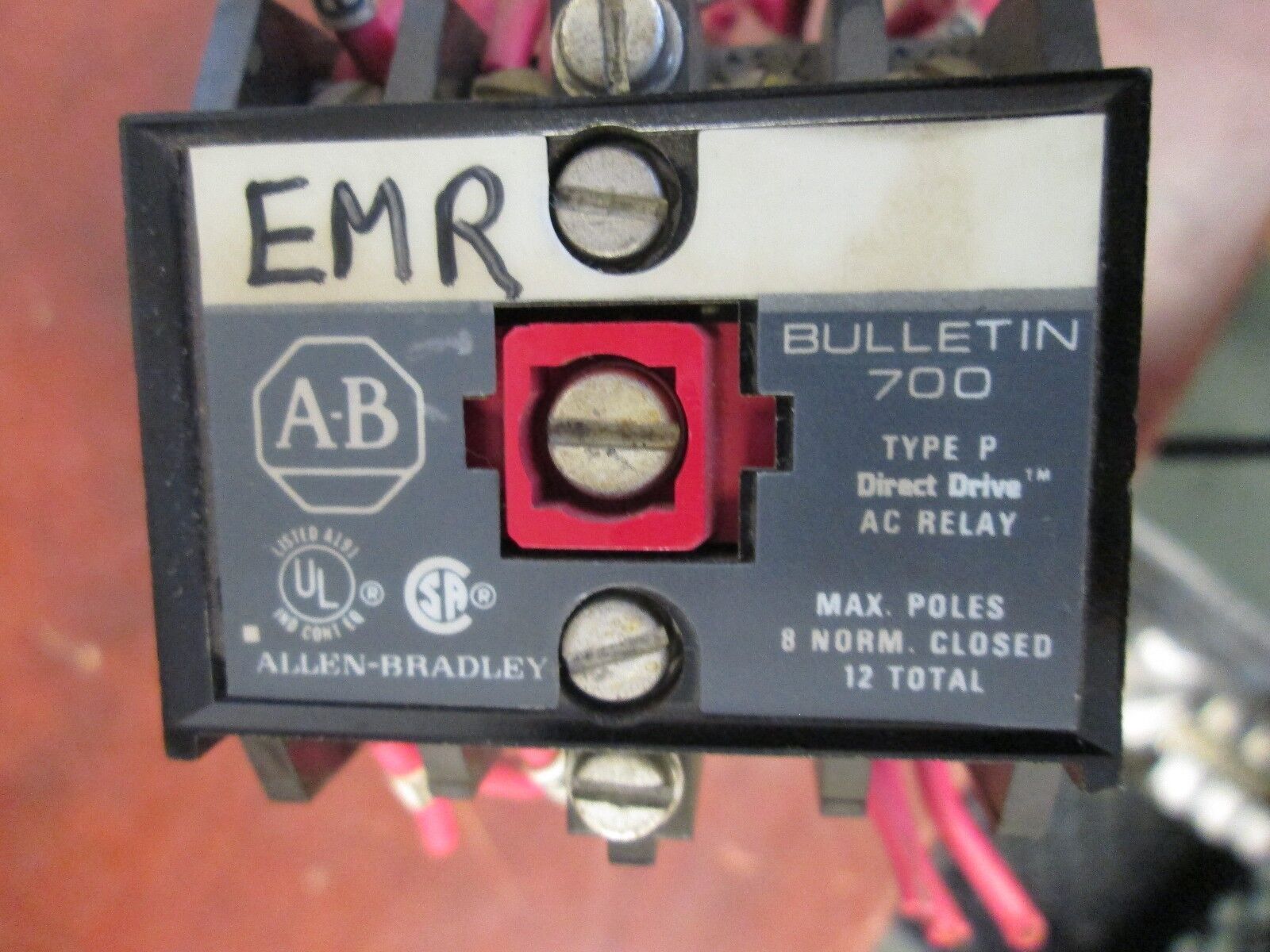 Allen-Bradley Control Relay 700-P1200A1 12-Terminal 120V Coil Used