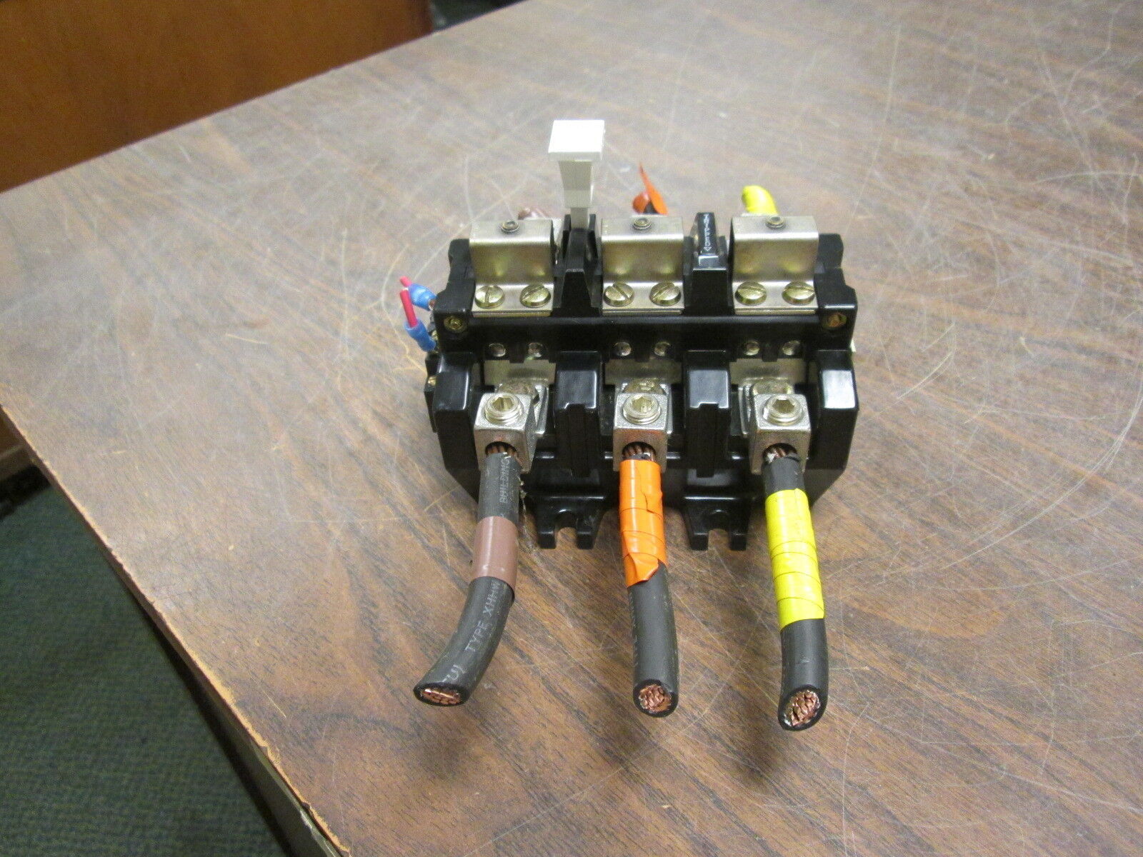 Allen-Bradley Overload Relay 592-D0V16 120-600VAC 3P Used