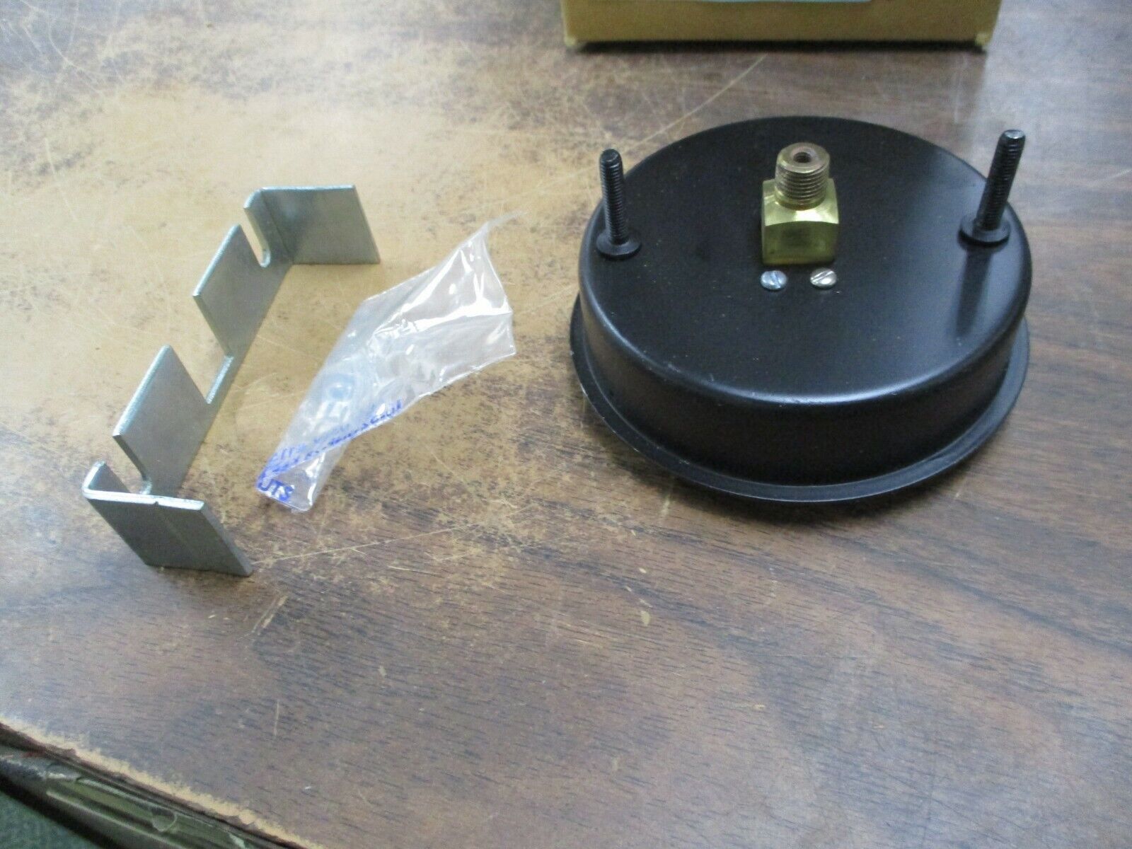 Barber-Colman Controline Pneumatic Receiver AKS-9044-0-3 Range: 0-100°F
