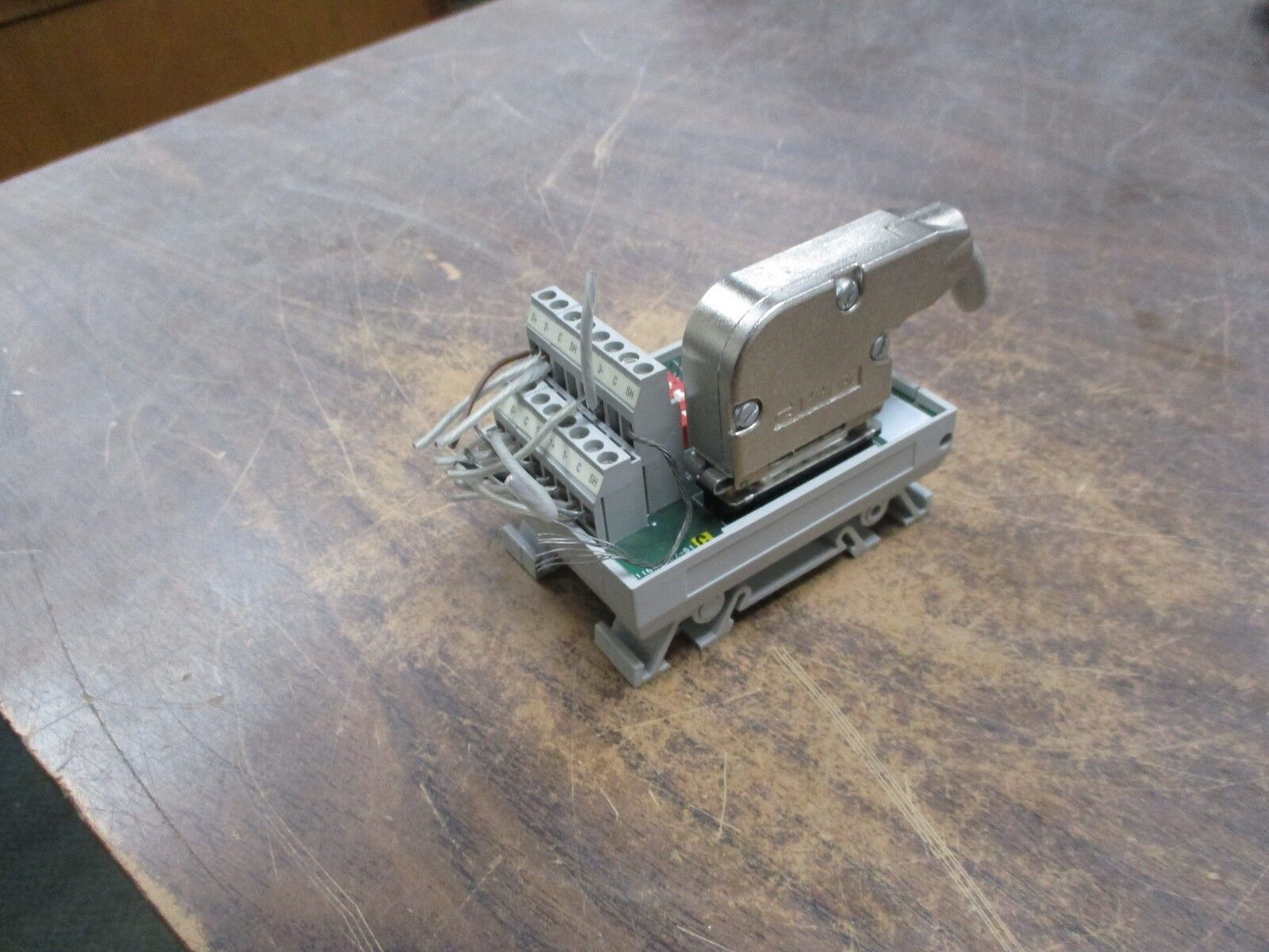 Allen-Bradley Analog Terminal Module 1492-AIFM4-3 Ser. A Used