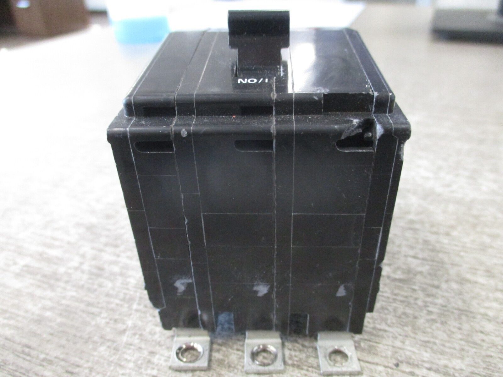Square D Circuit Breaker QOB360 60A 240V 3P *Chipped Corner* Used