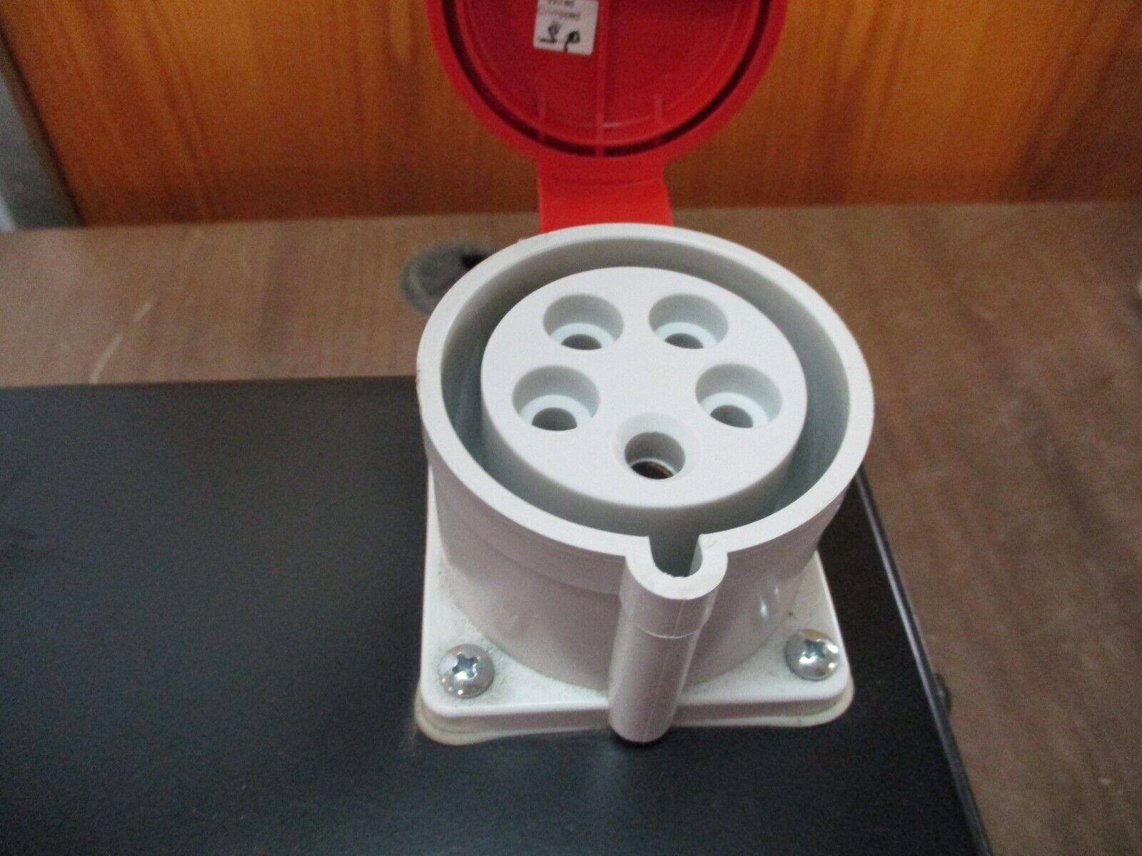 Anord Mardix Databar Tap-Off DX2T2-4PA-4C-3PD(30)d-1 30A 415V 60Hz Used