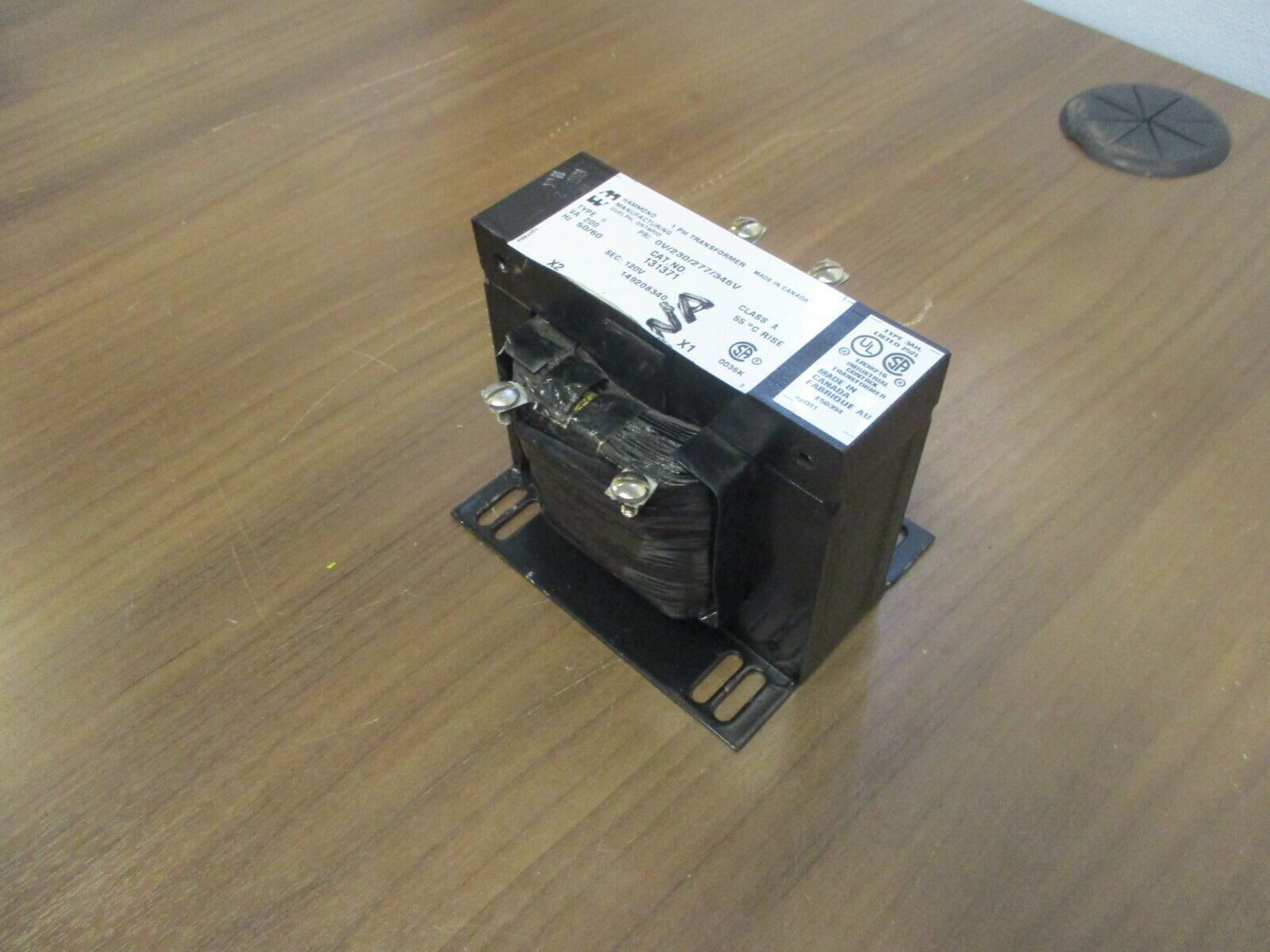 Hammond Transformer 131371 200VA Pri: 230/277/346V Sec: 120V 1Ph 50/60Hz Used